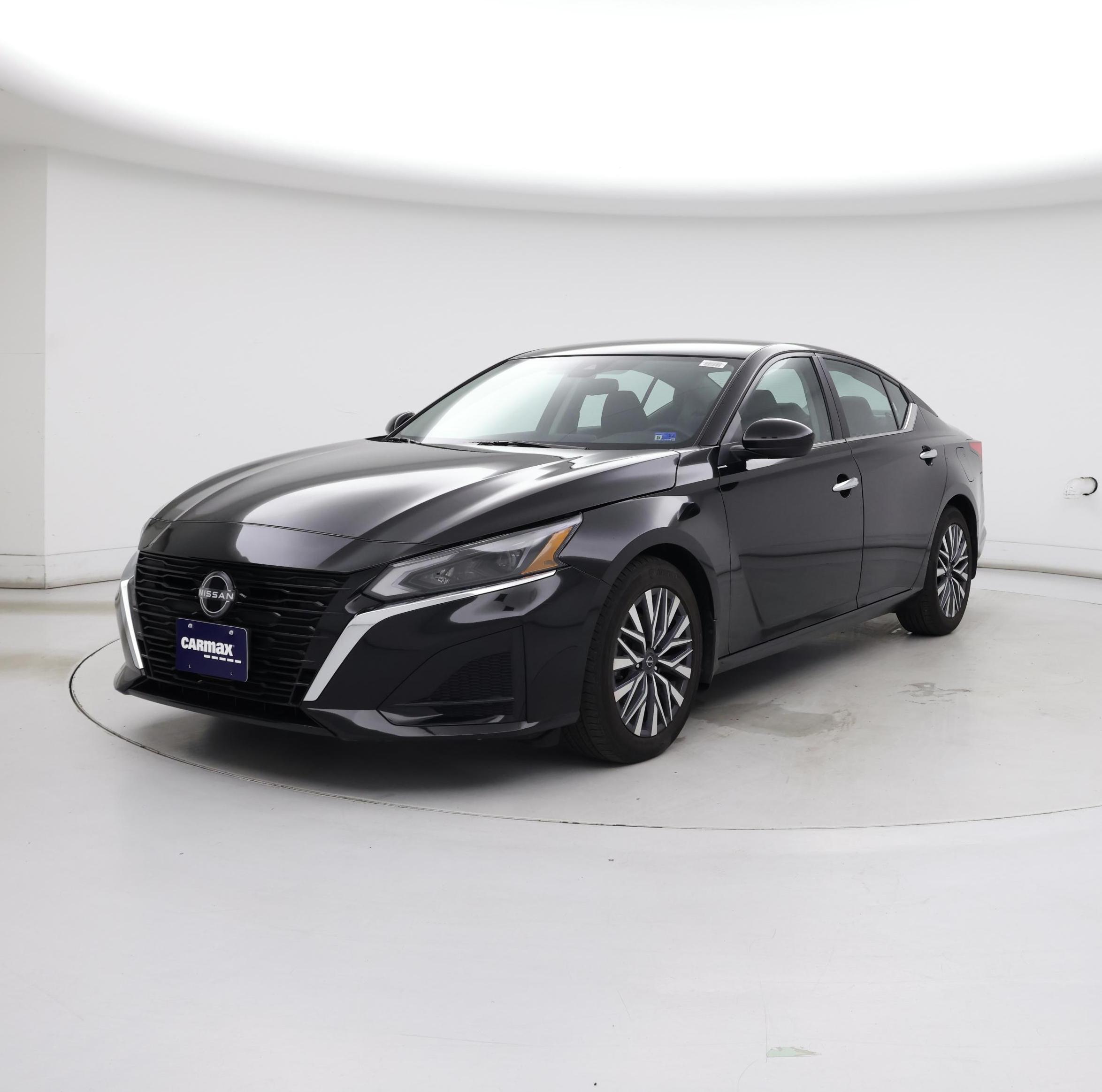 Thumbnail: 2023 Nissan Altima - 4