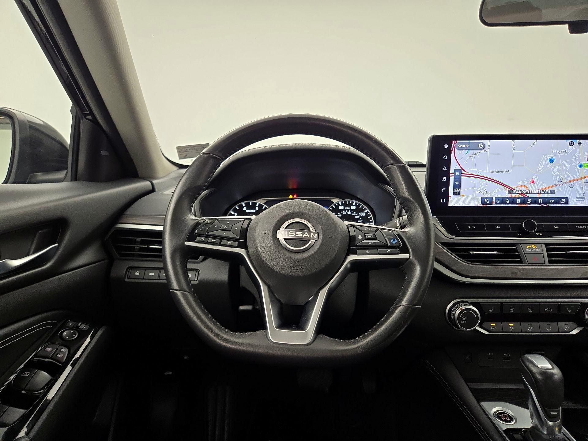 Thumbnail: 2023 Nissan Altima - 10