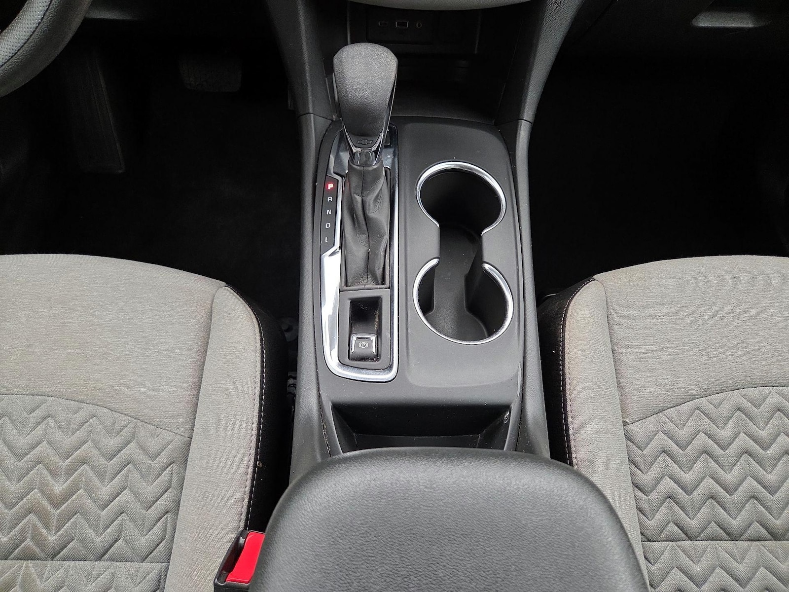 2023 Chevrolet Equinox LS - Photo 18