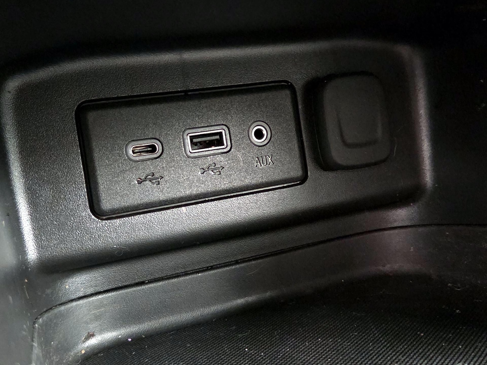 2023 Chevrolet Equinox LS - Photo 19