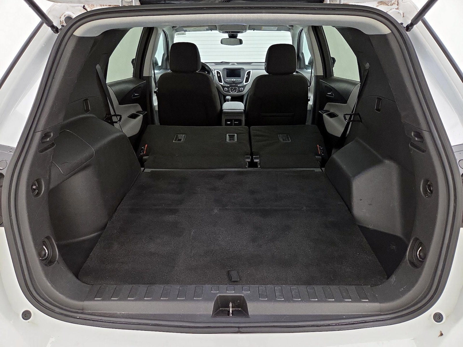 2023 Chevrolet Equinox LS - Photo 22