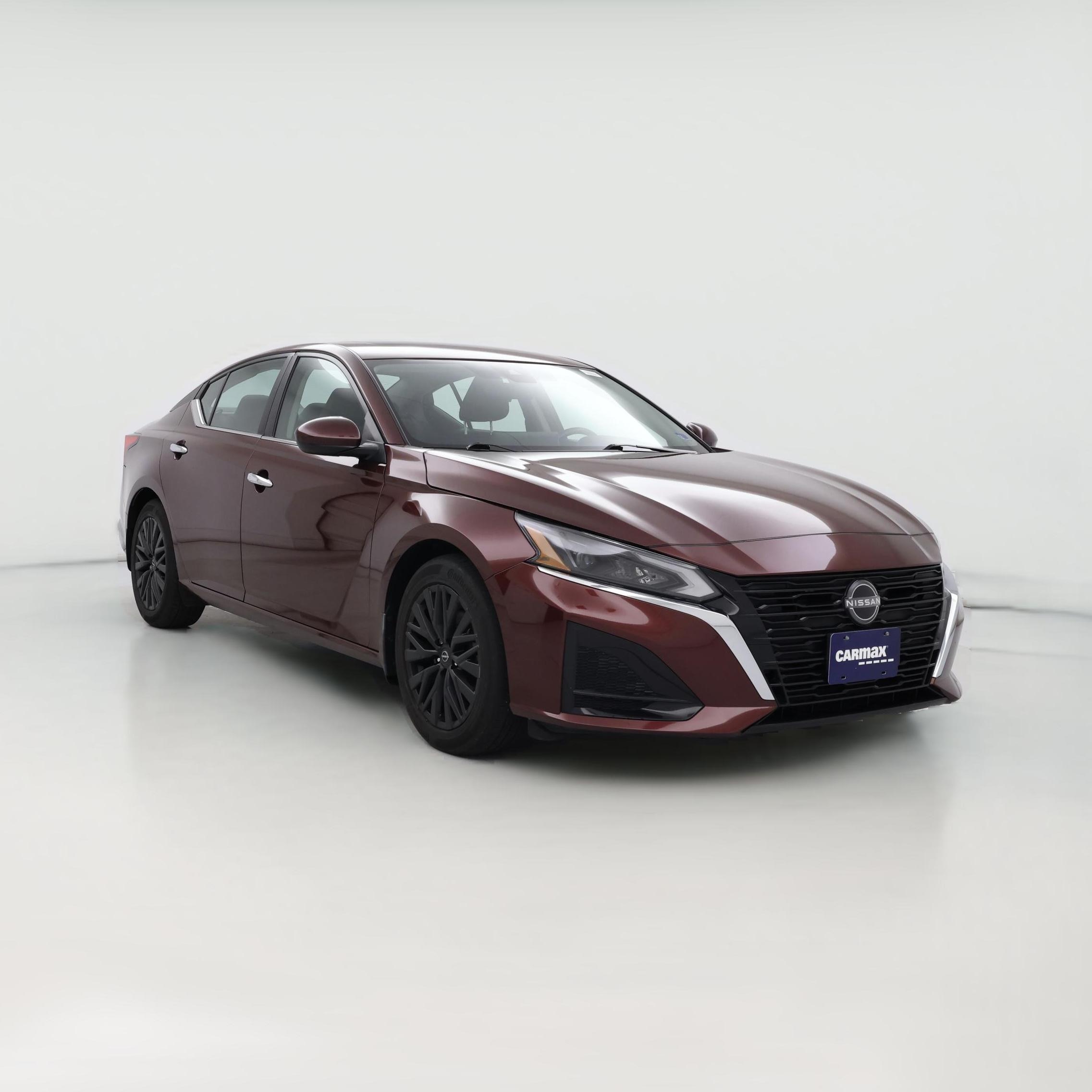 Thumbnail: 2023 Nissan Altima - 1