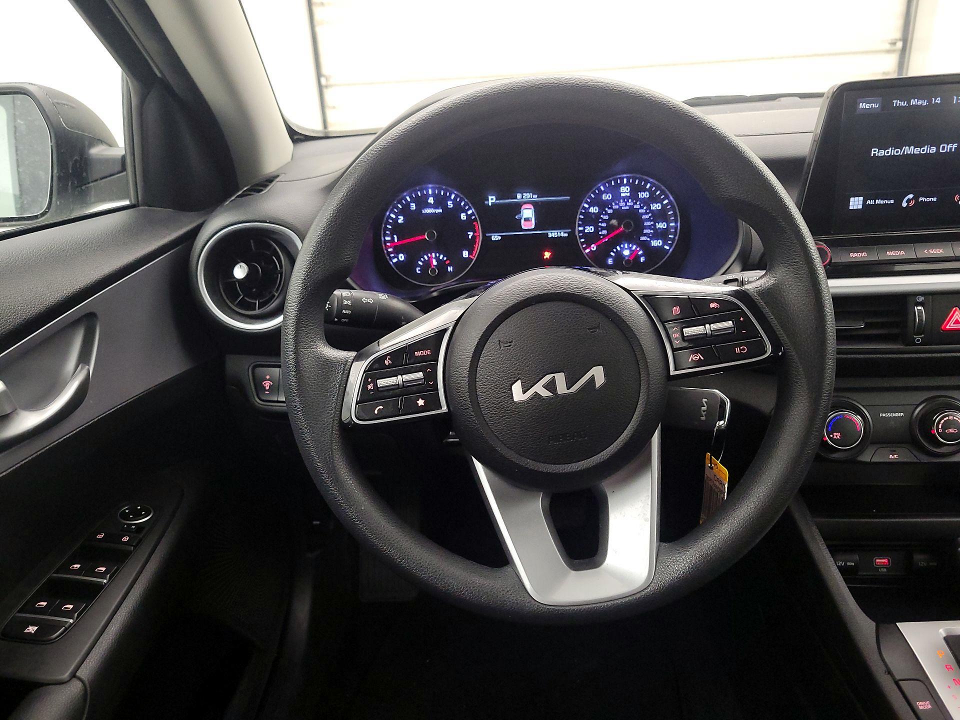 Thumbnail: 2023 Kia Forte - 10