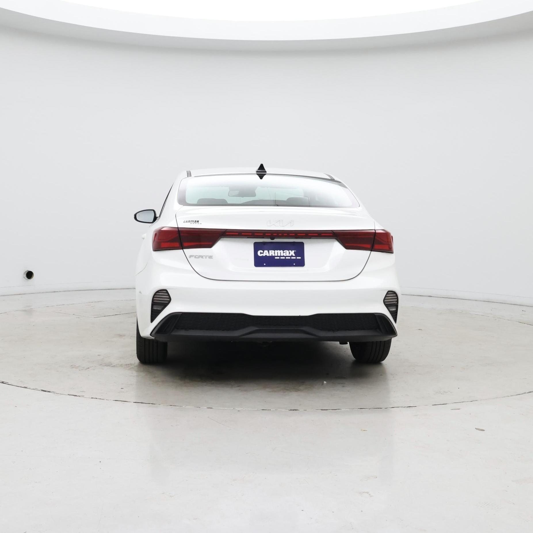 Thumbnail: 2023 Kia Forte - 6