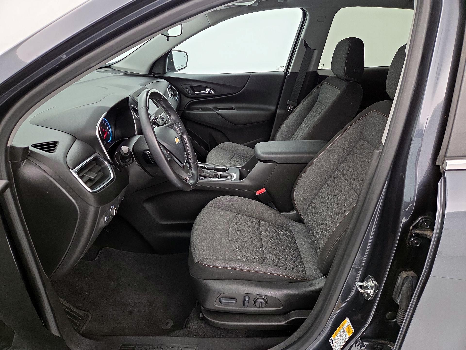 Thumbnail: 2022 Chevrolet Equinox - 11