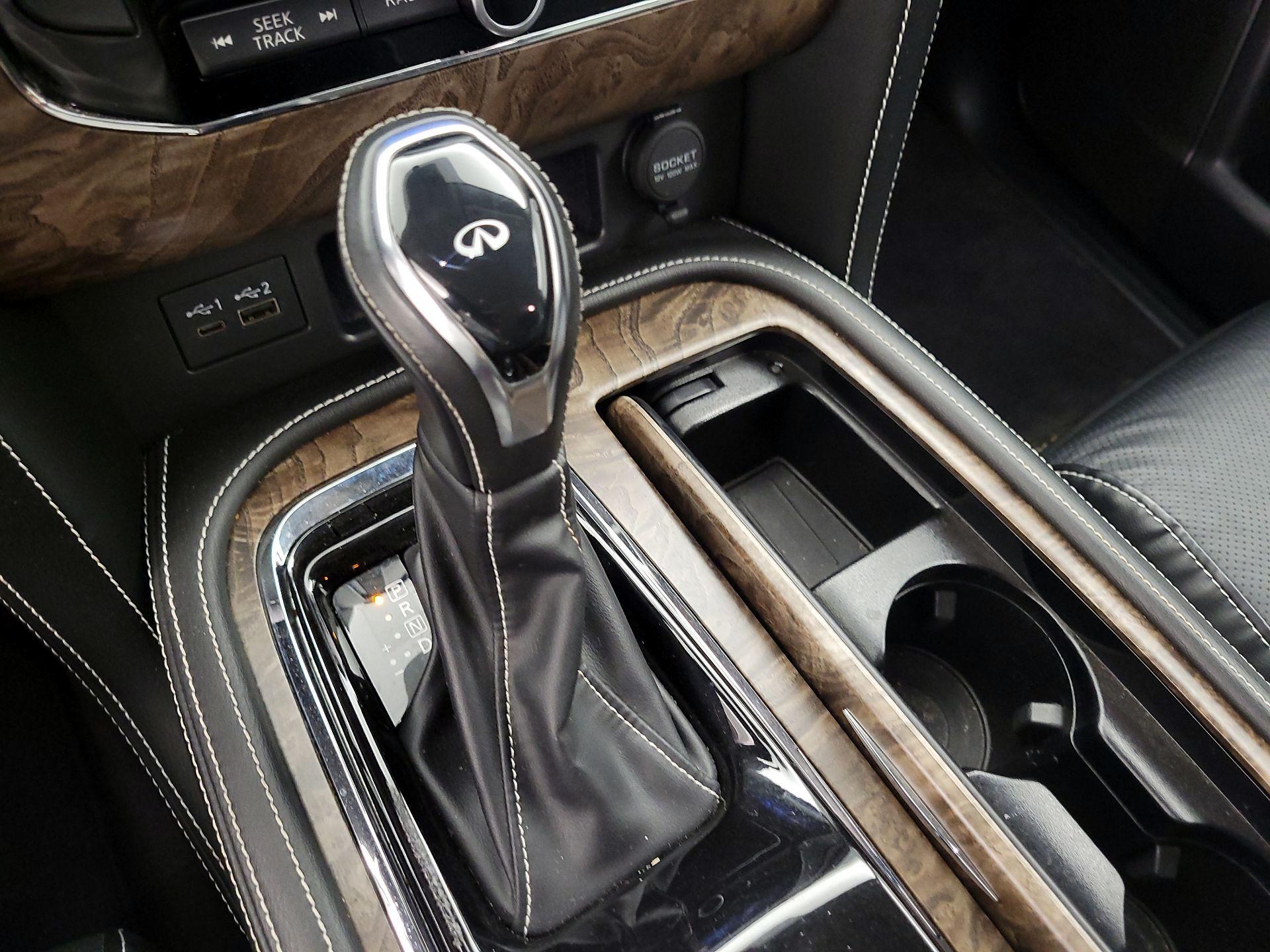 Thumbnail: 2021 INFINITI QX80 - 18