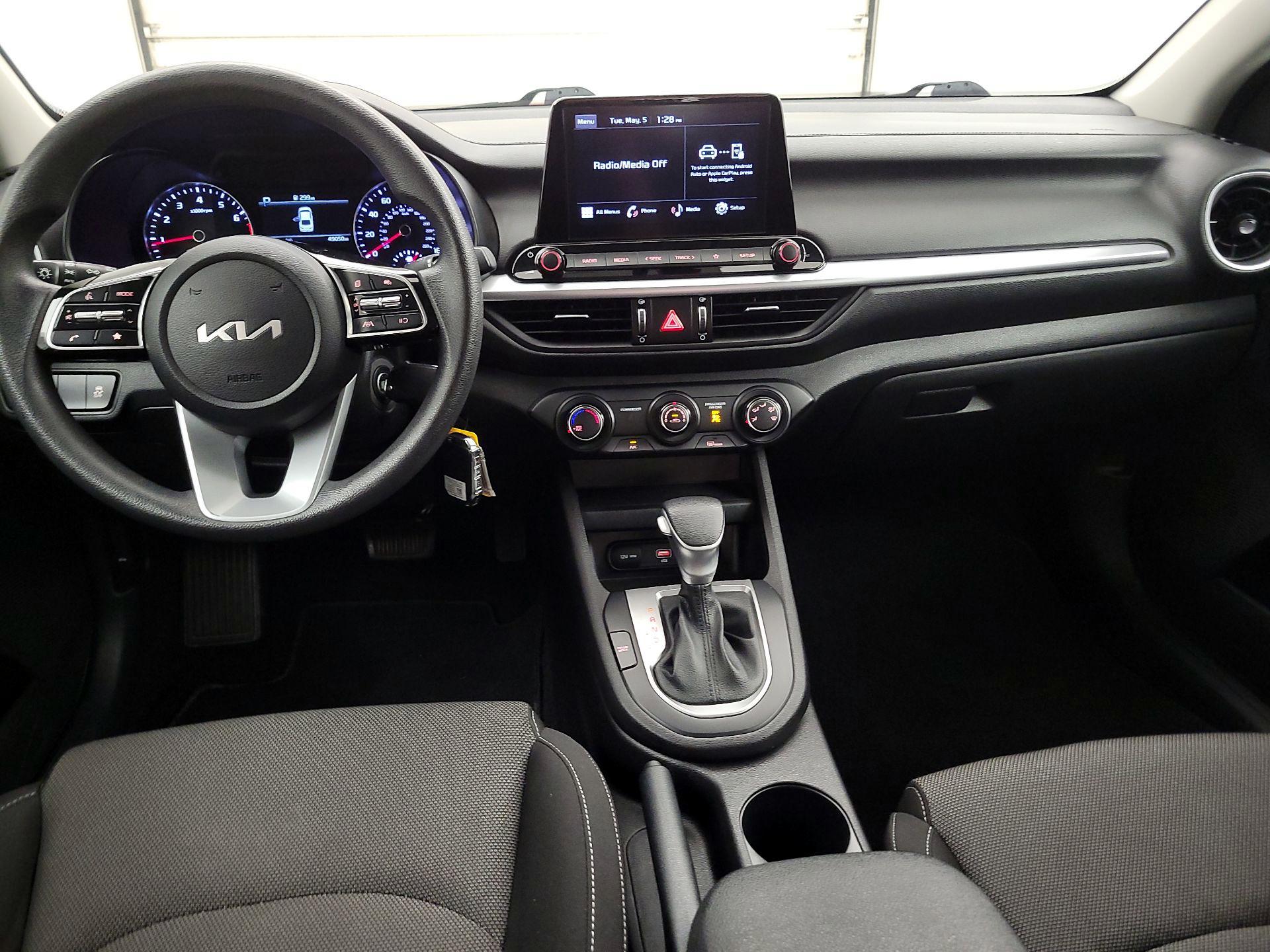 Thumbnail: 2023 Kia Forte - 9