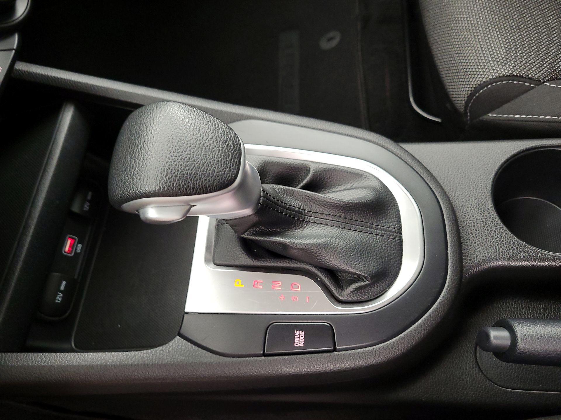 Thumbnail: 2023 Kia Forte - 17
