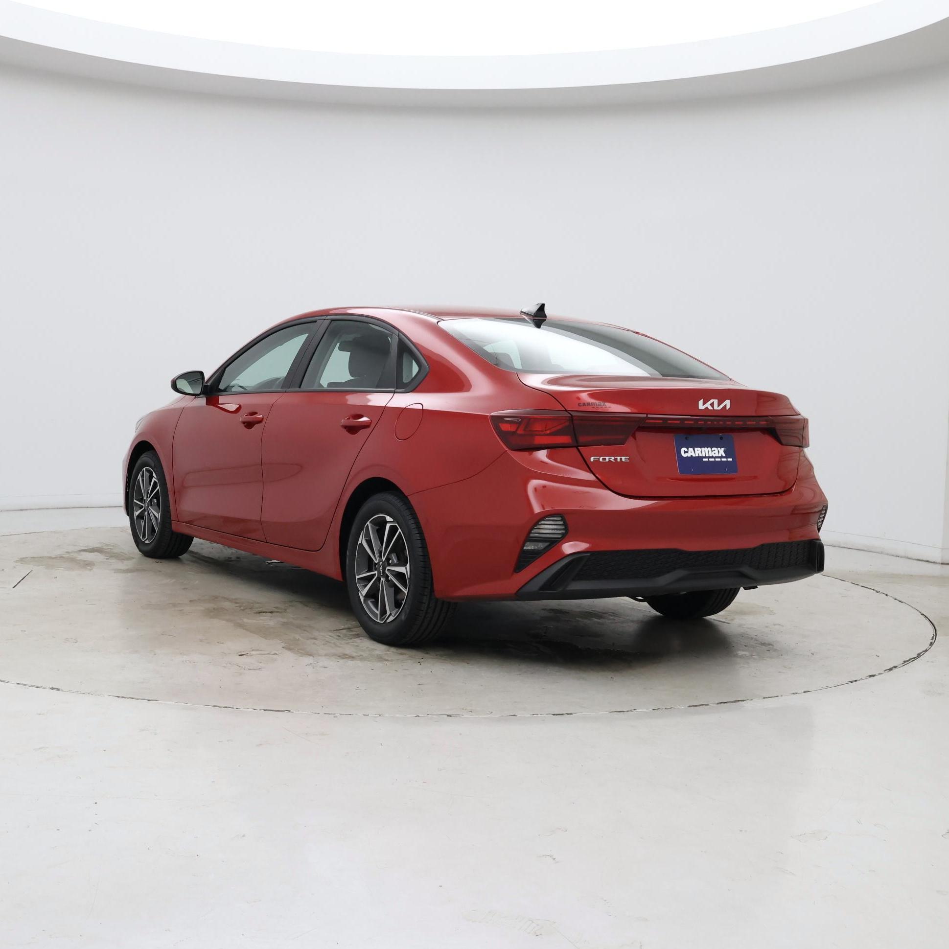 Thumbnail: 2023 Kia Forte - 2