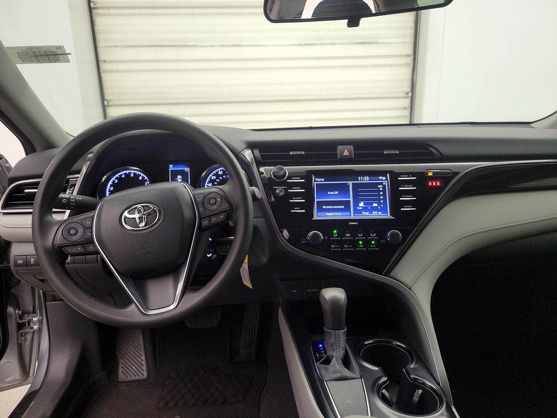 Thumbnail: 2020 Toyota Camry - 9