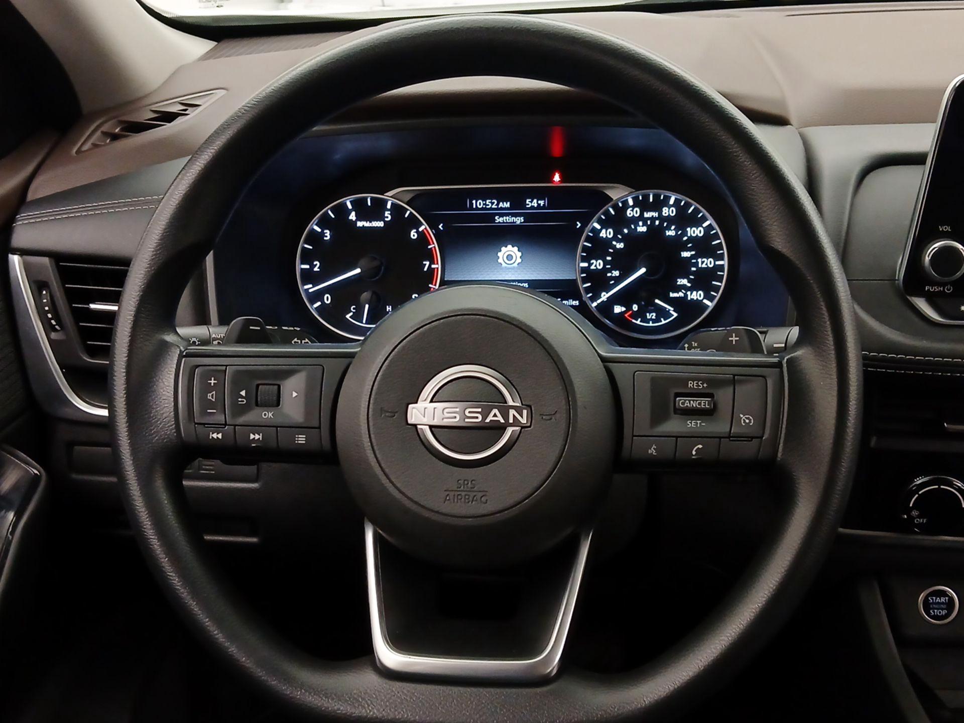 Thumbnail: 2023 Nissan Rogue - 10