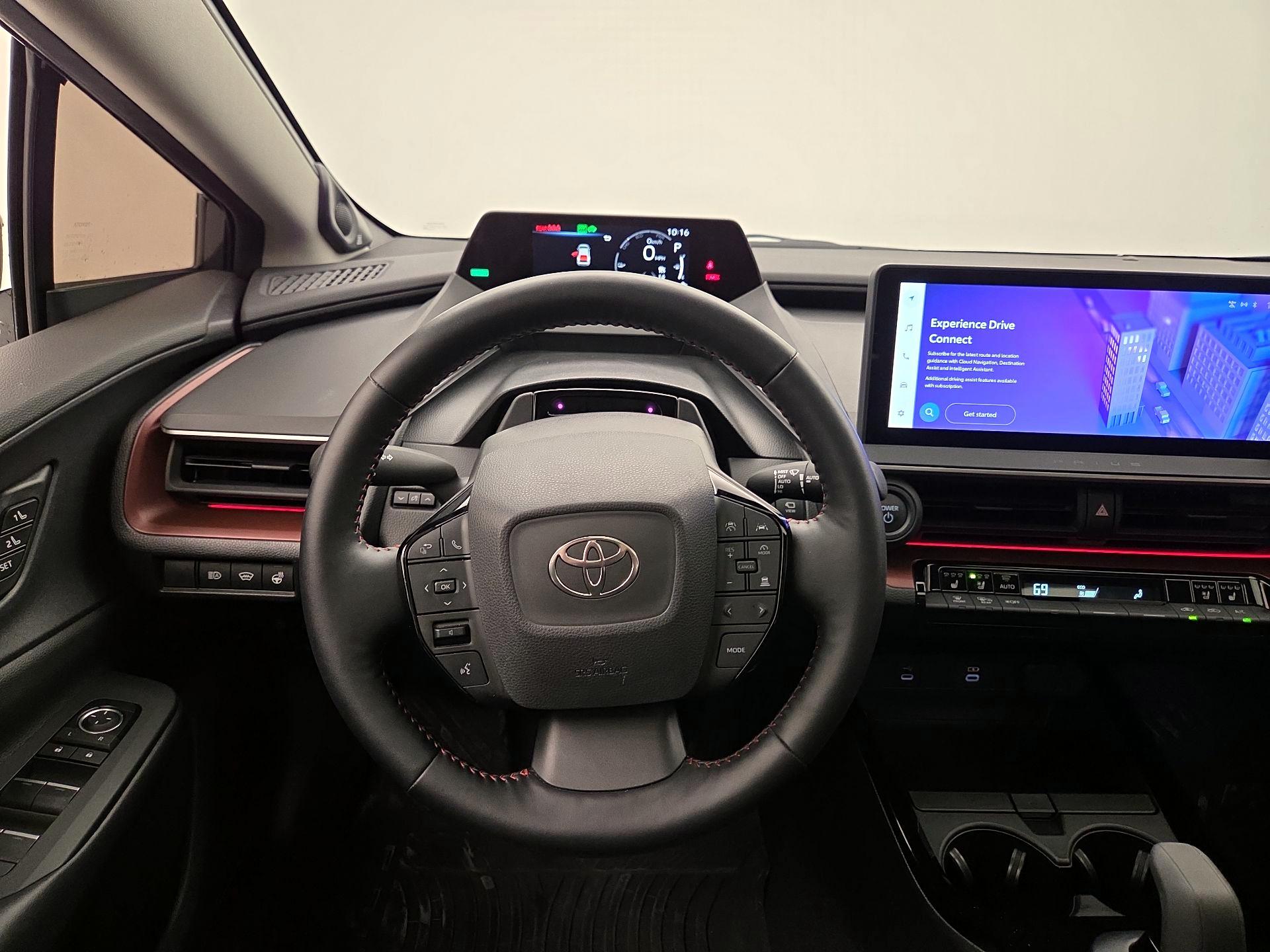 Thumbnail: 2023 Toyota Prius Prime - 10