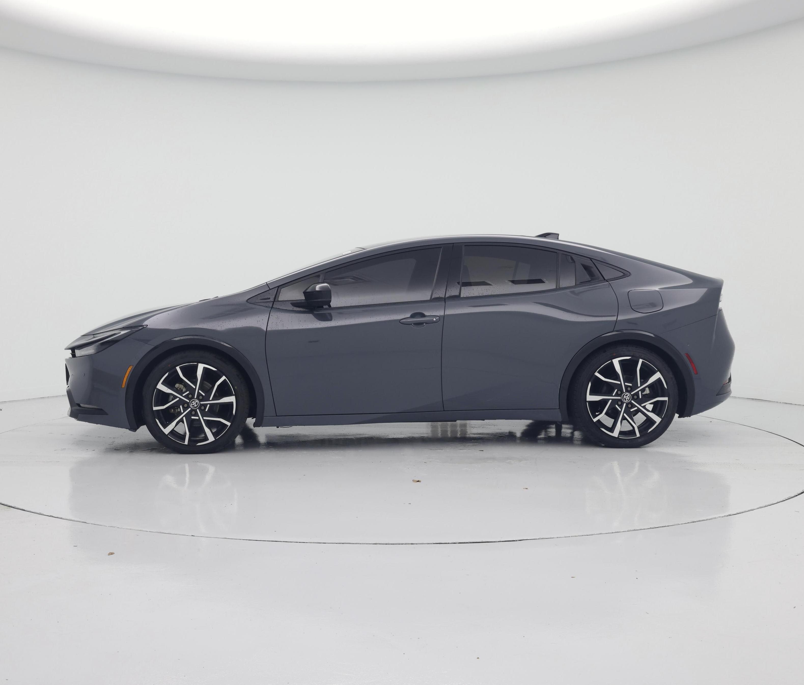 Thumbnail: 2023 Toyota Prius Prime - 3