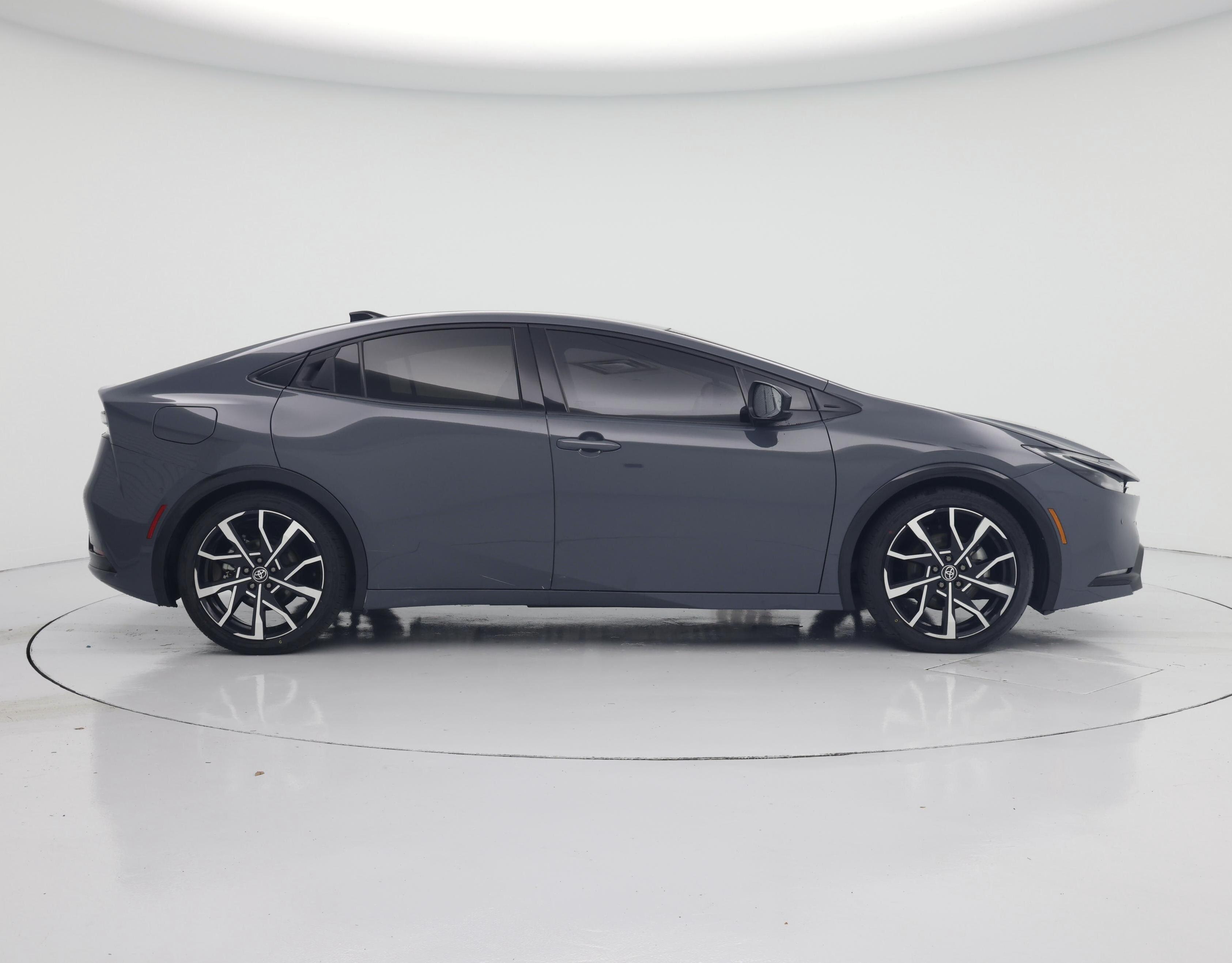 Thumbnail: 2023 Toyota Prius Prime - 7