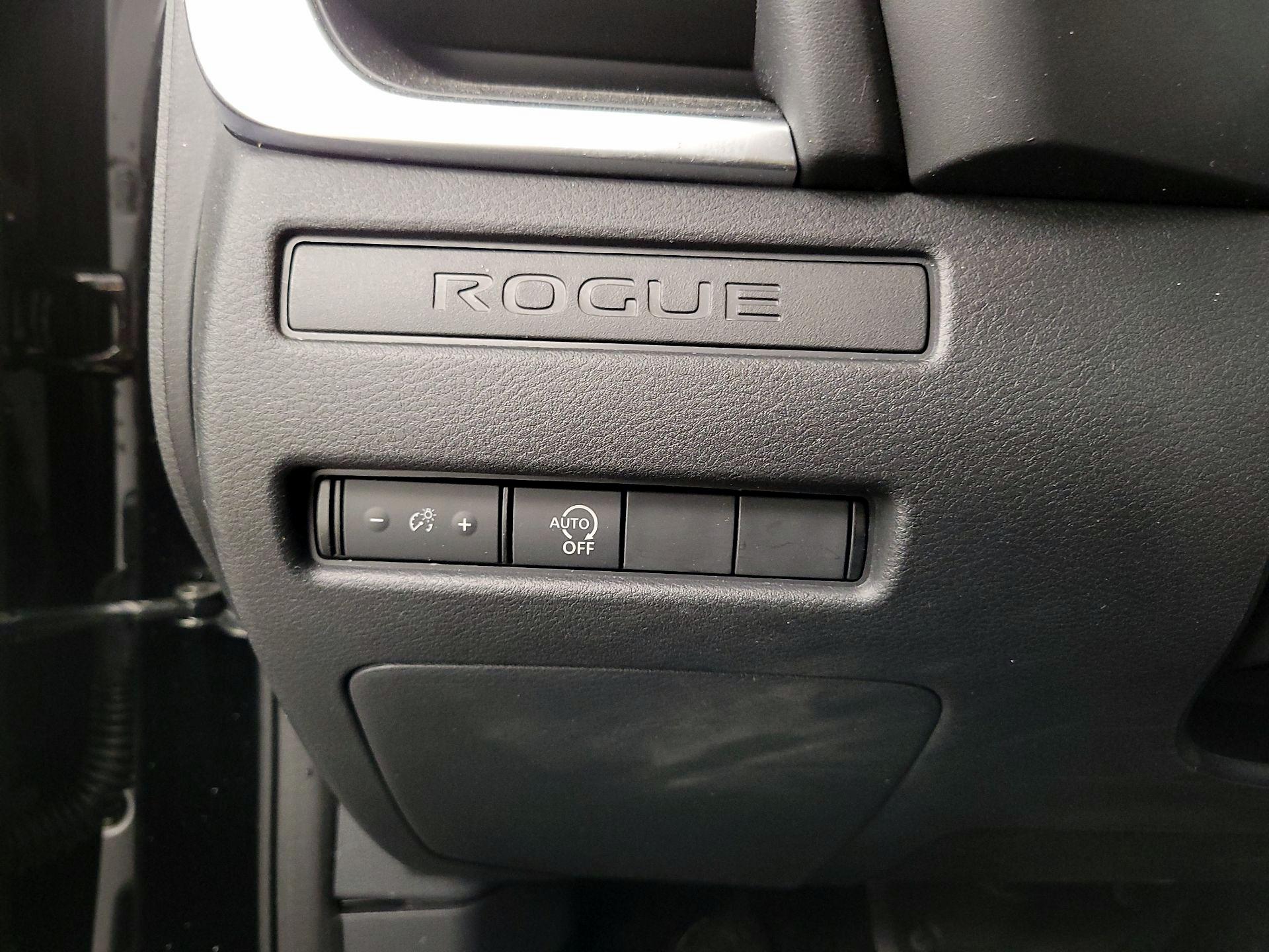 Thumbnail: 2023 Nissan Rogue - 13
