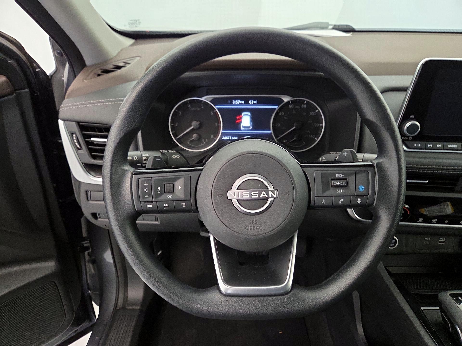 Thumbnail: 2023 Nissan Rogue - 10