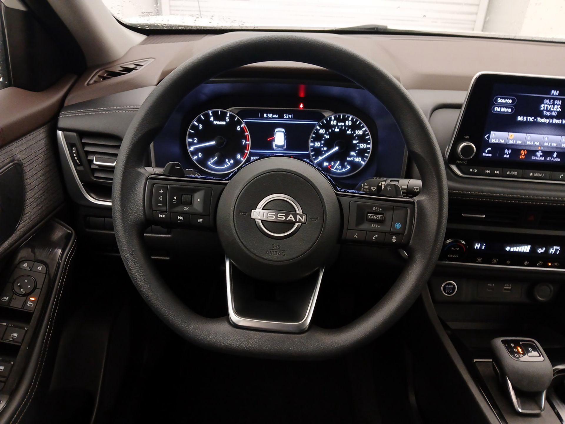 Thumbnail: 2023 Nissan Rogue - 10