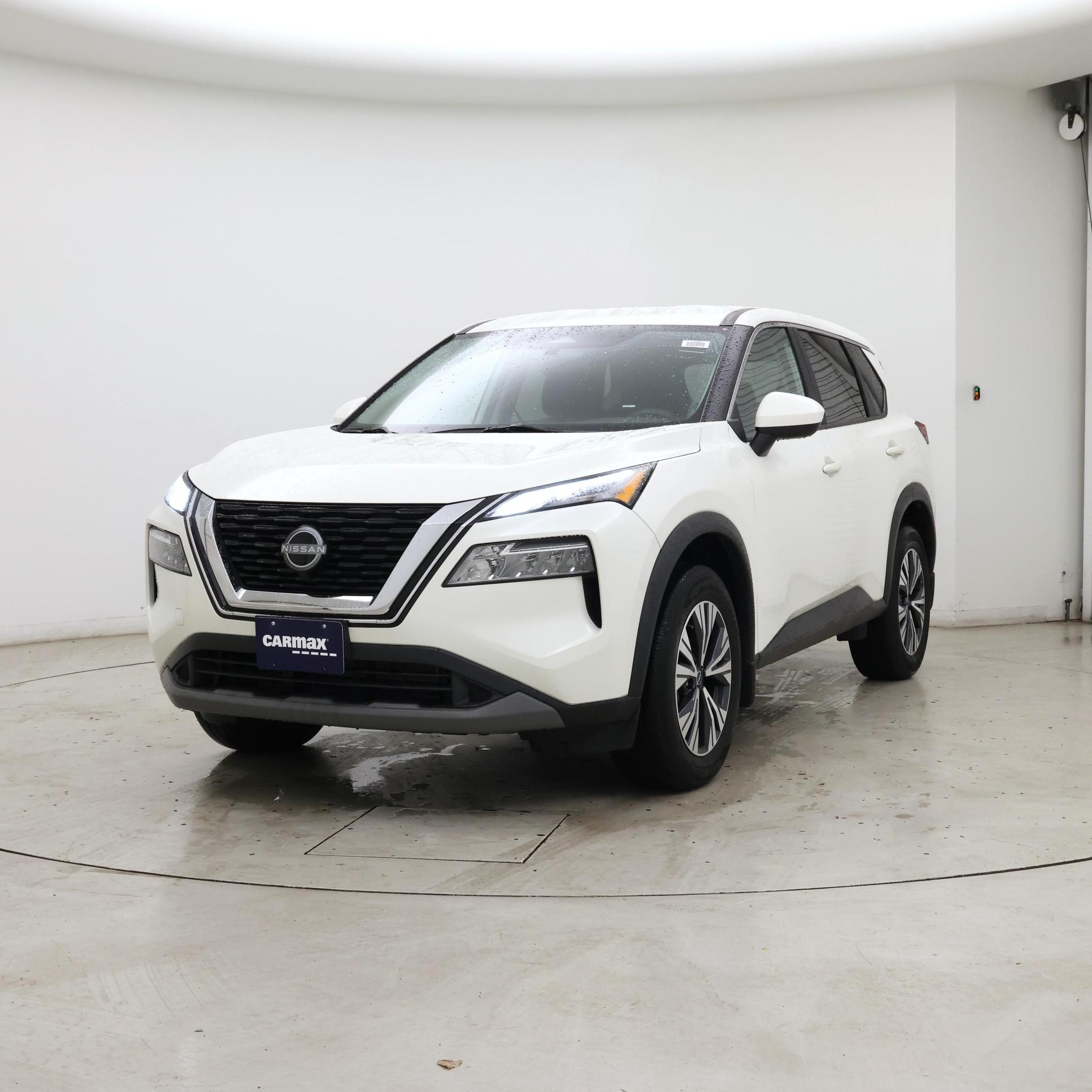 Thumbnail: 2023 Nissan Rogue - 4