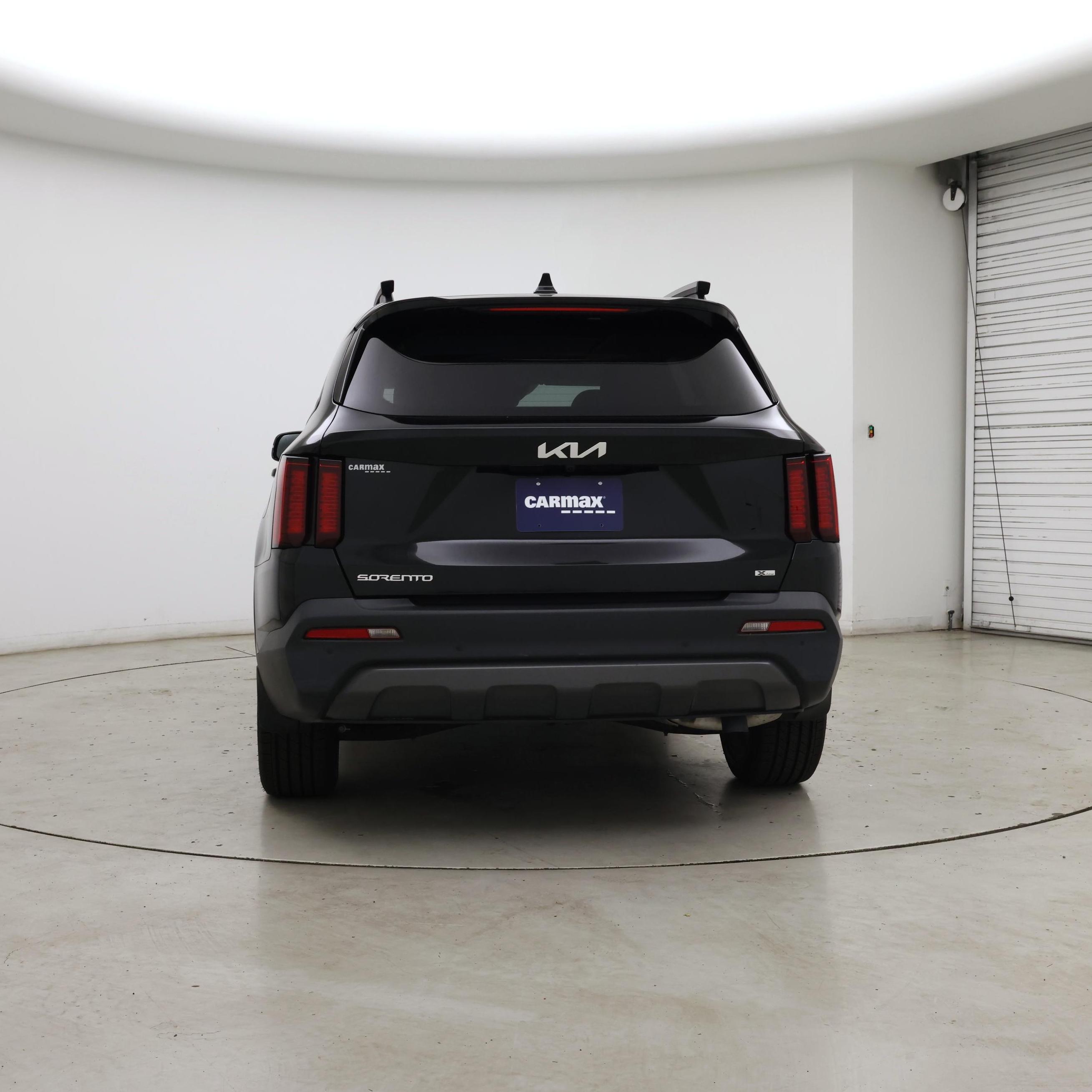 Thumbnail: 2023 Kia Sorento - 6