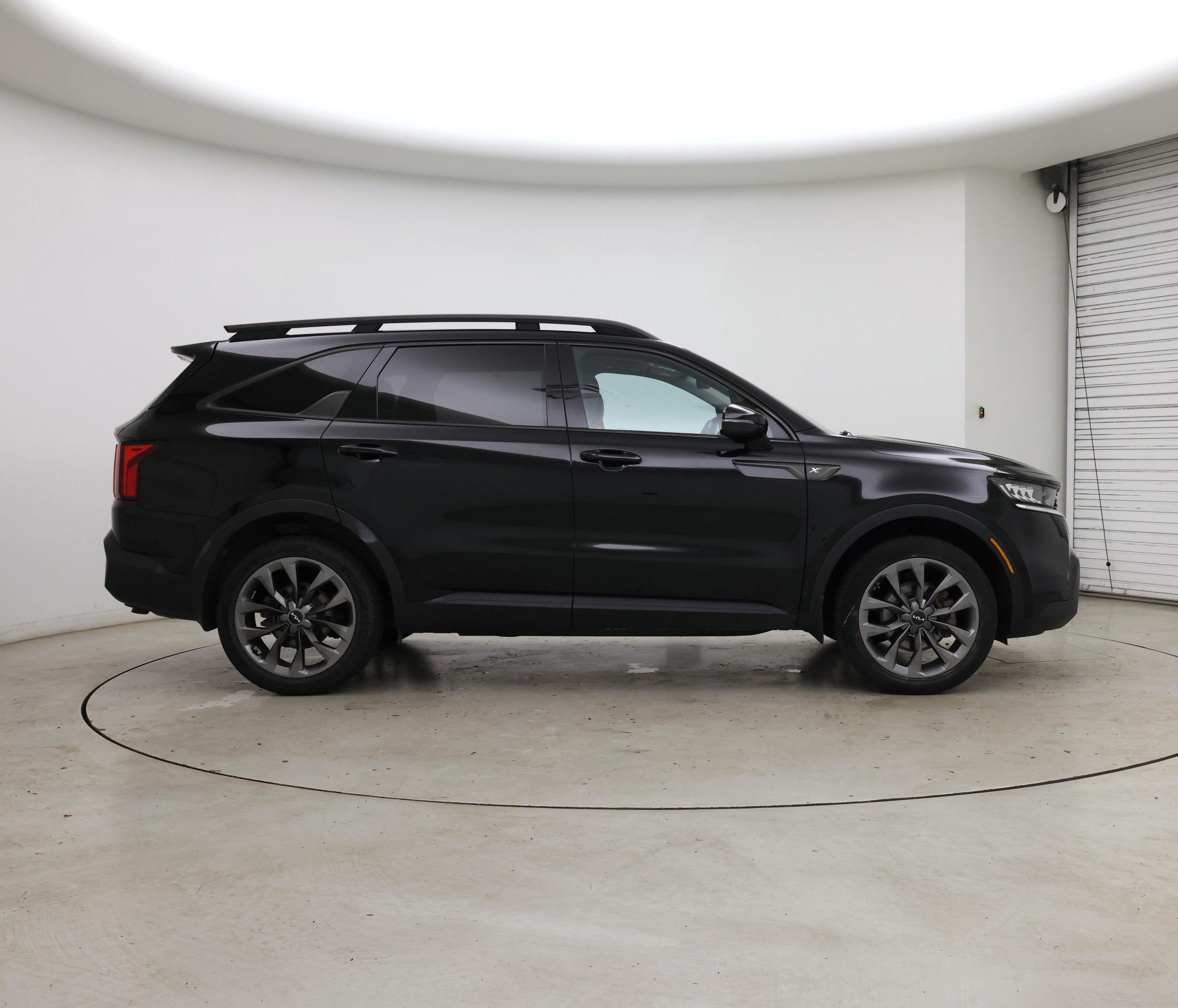 Thumbnail: 2023 Kia Sorento - 7