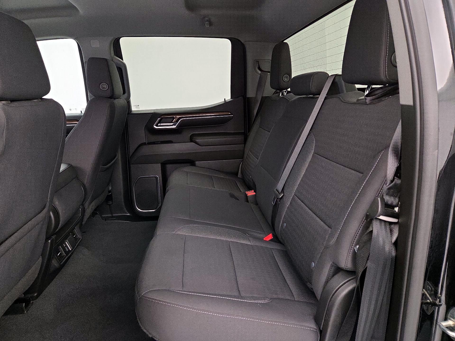 Thumbnail: 2023 Chevrolet Silverado 1500 - 20