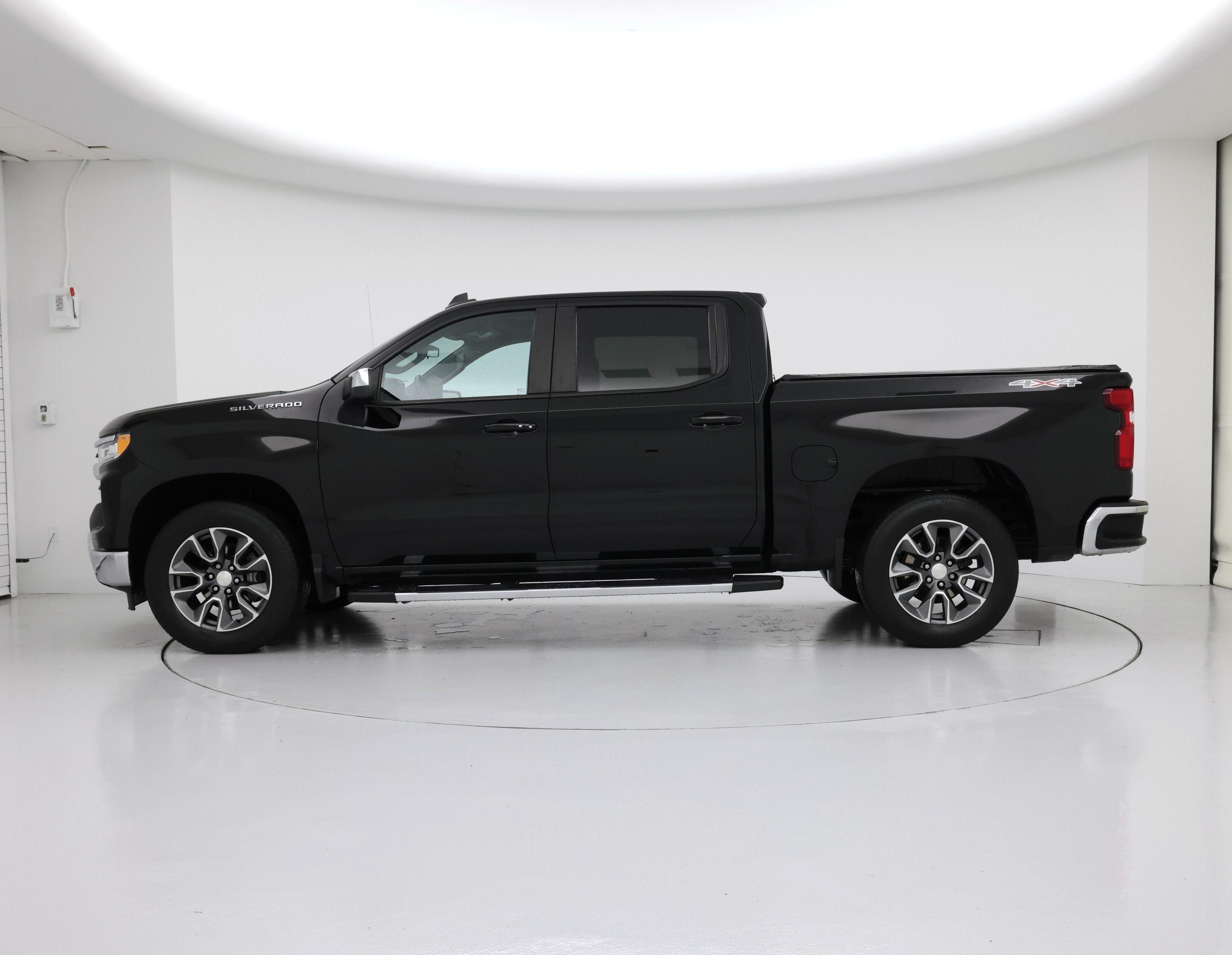 Thumbnail: 2023 Chevrolet Silverado 1500 - 3