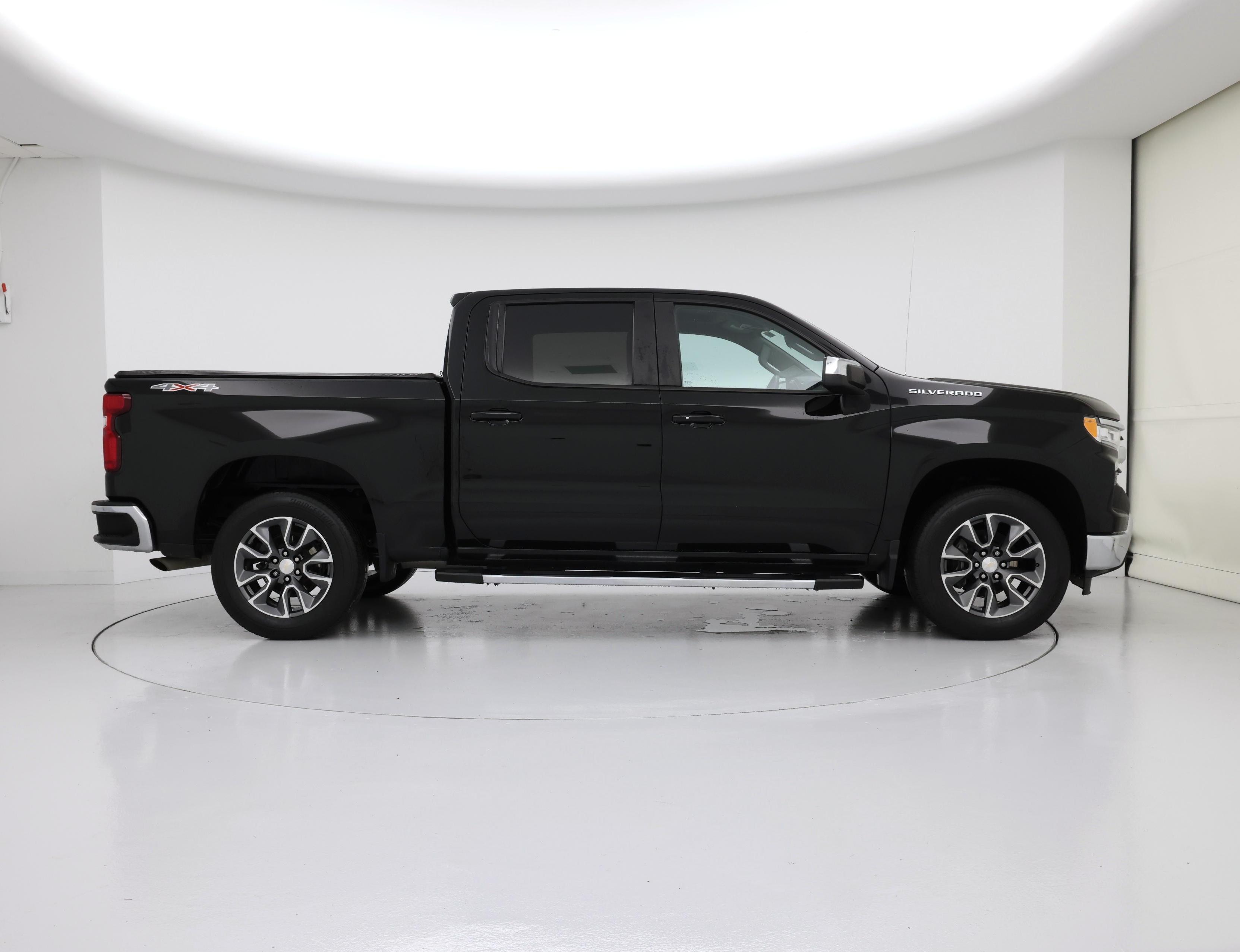 Thumbnail: 2023 Chevrolet Silverado 1500 - 7