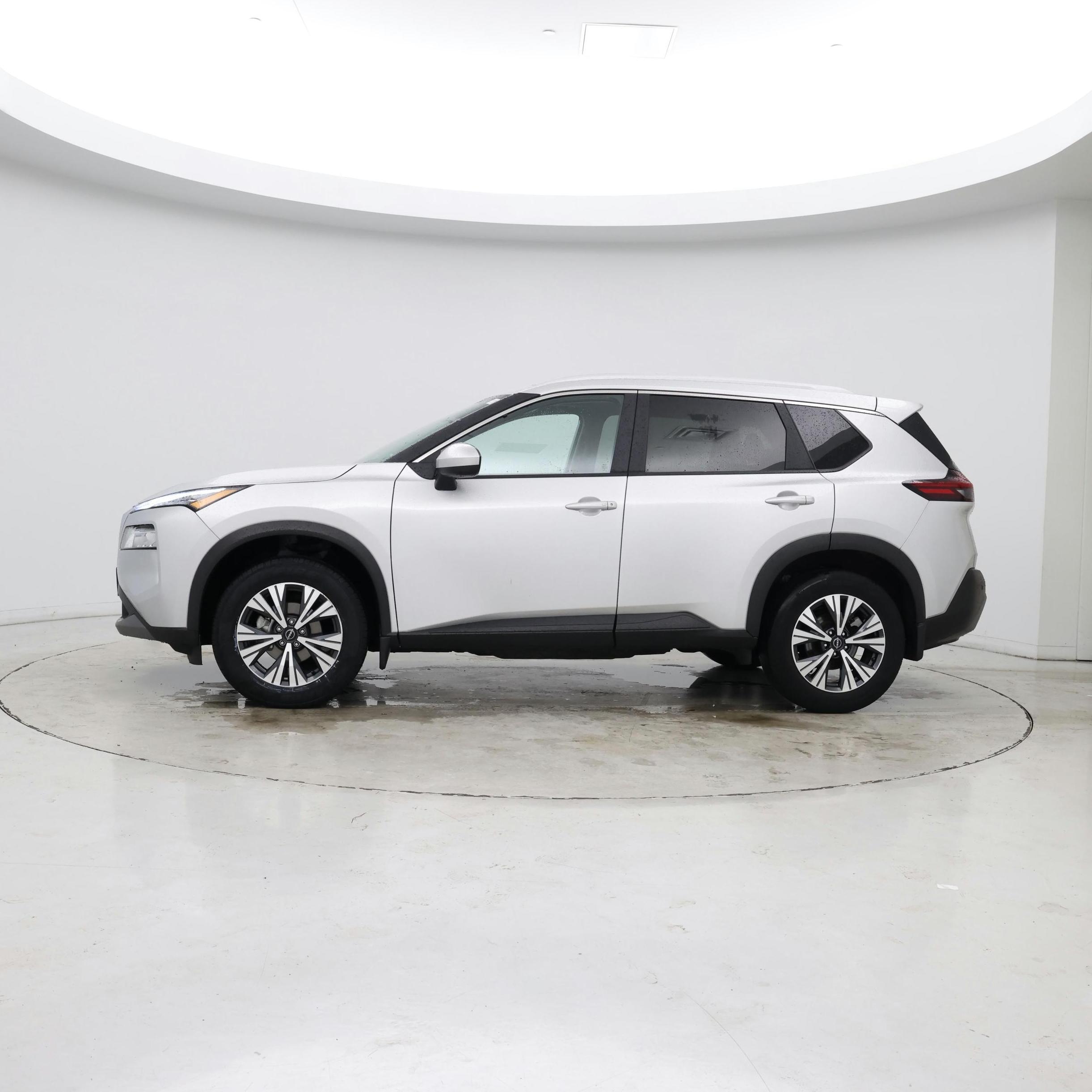 Thumbnail: 2023 Nissan Rogue - 3