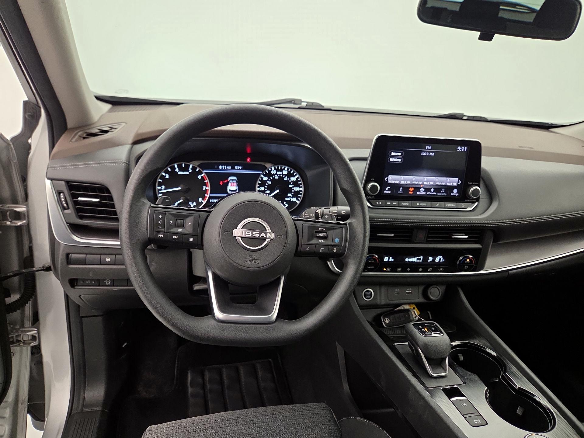 Thumbnail: 2023 Nissan Rogue - 10