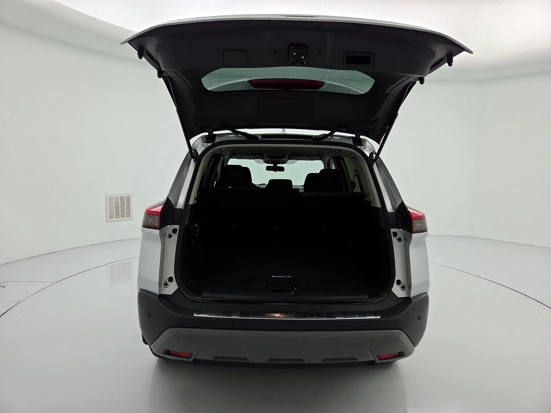 Thumbnail: 2023 Nissan Rogue - 20