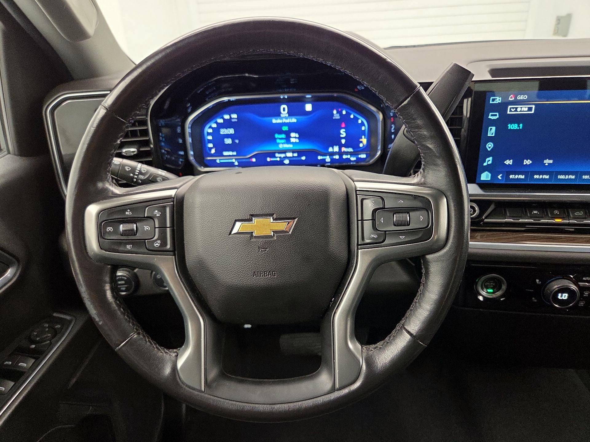 Thumbnail: 2022 Chevrolet Silverado 1500 - 10