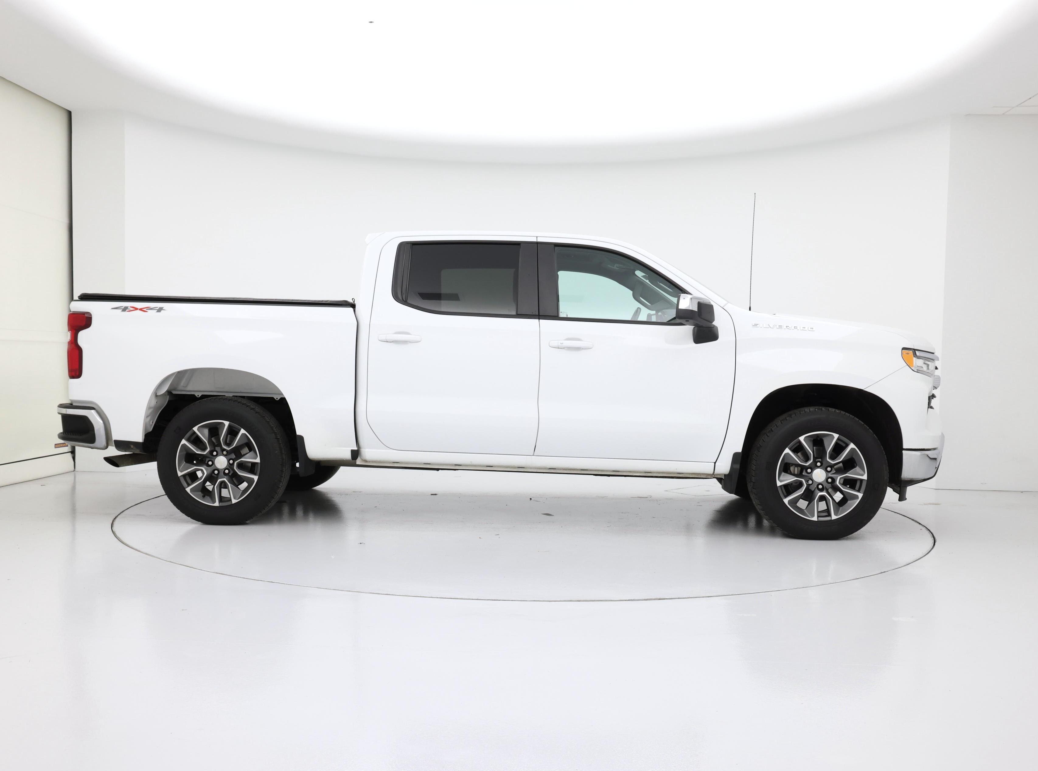 Thumbnail: 2022 Chevrolet Silverado 1500 - 7