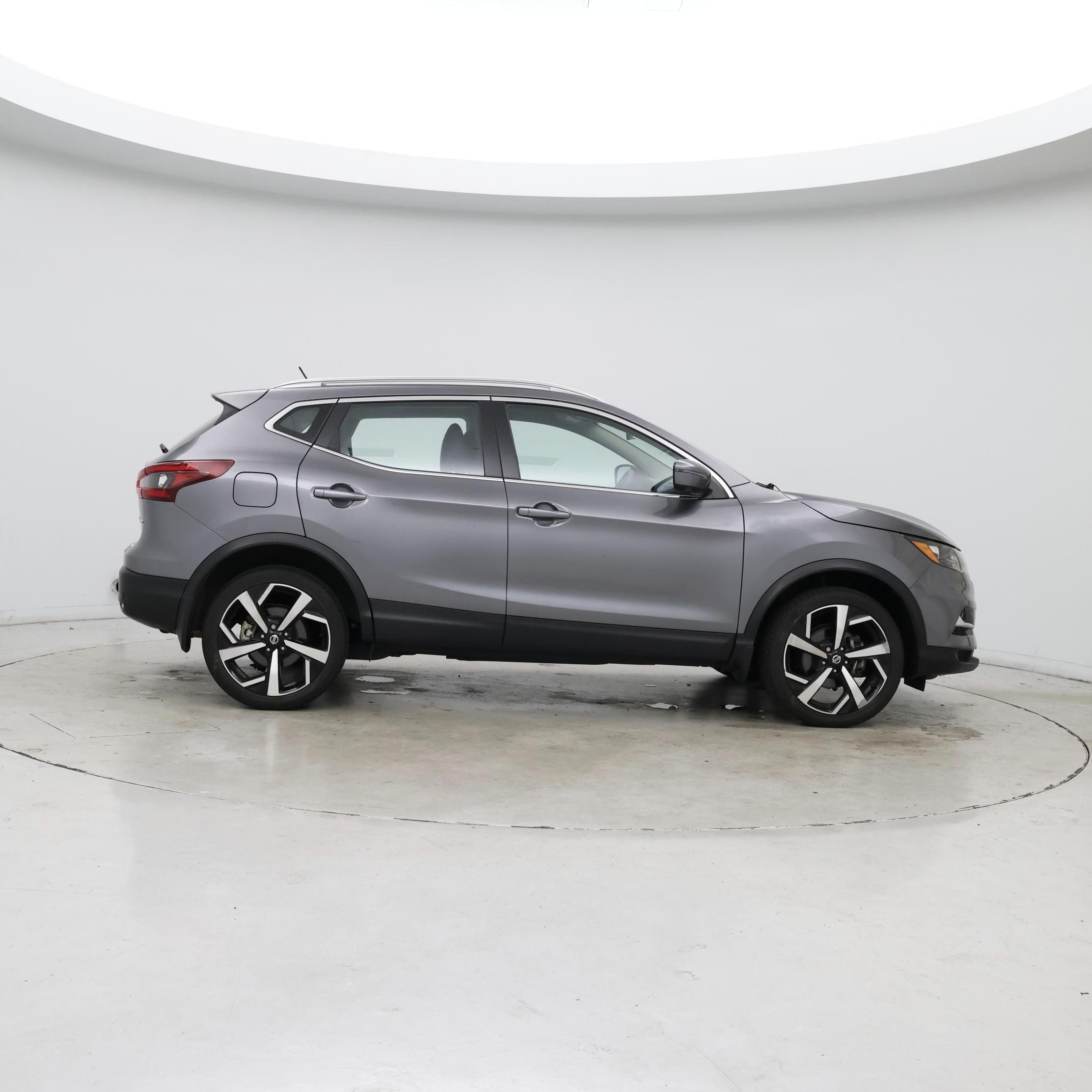 Thumbnail: 2022 Nissan Rogue Sport - 7