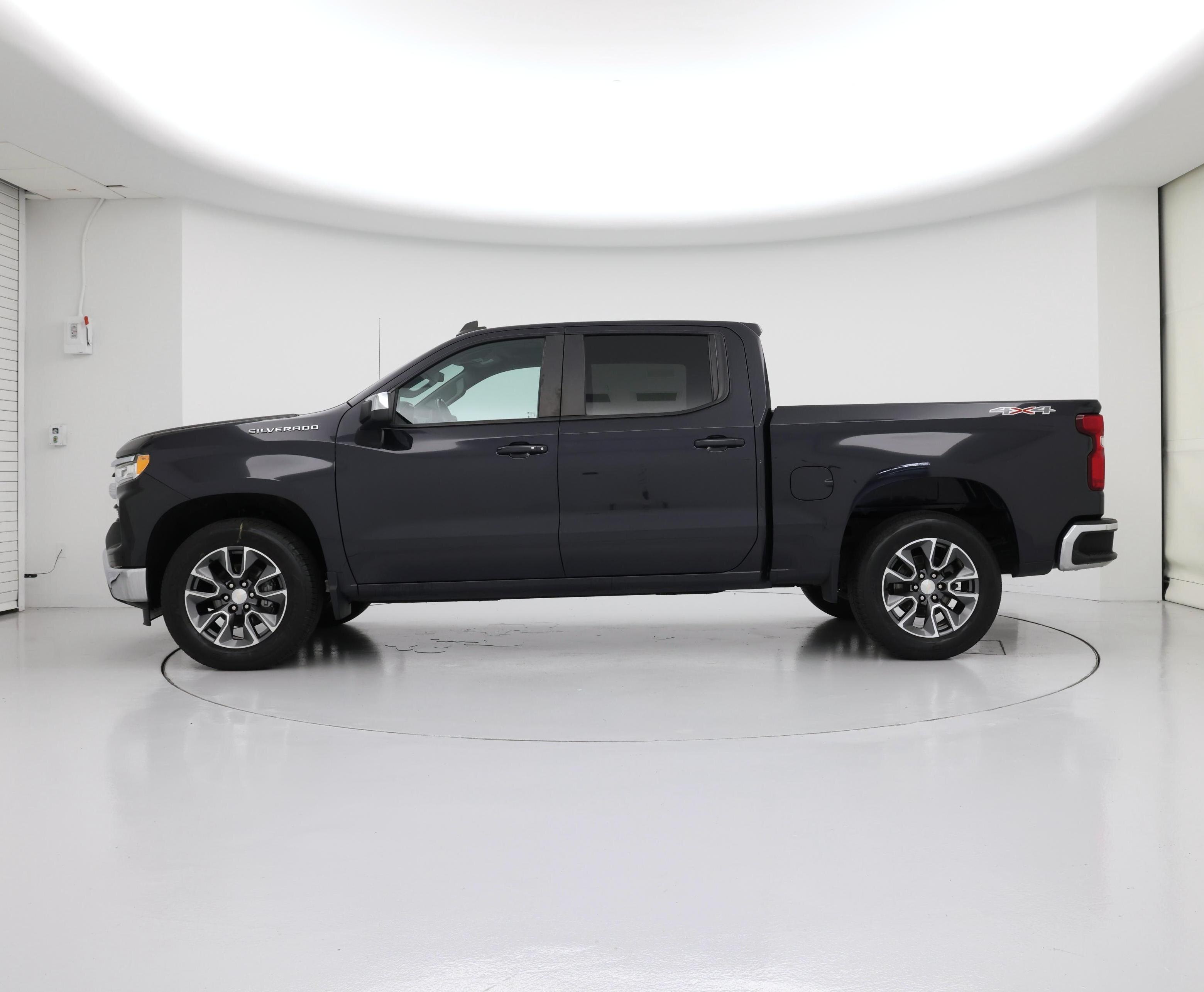 Thumbnail: 2022 Chevrolet Silverado 1500 - 3