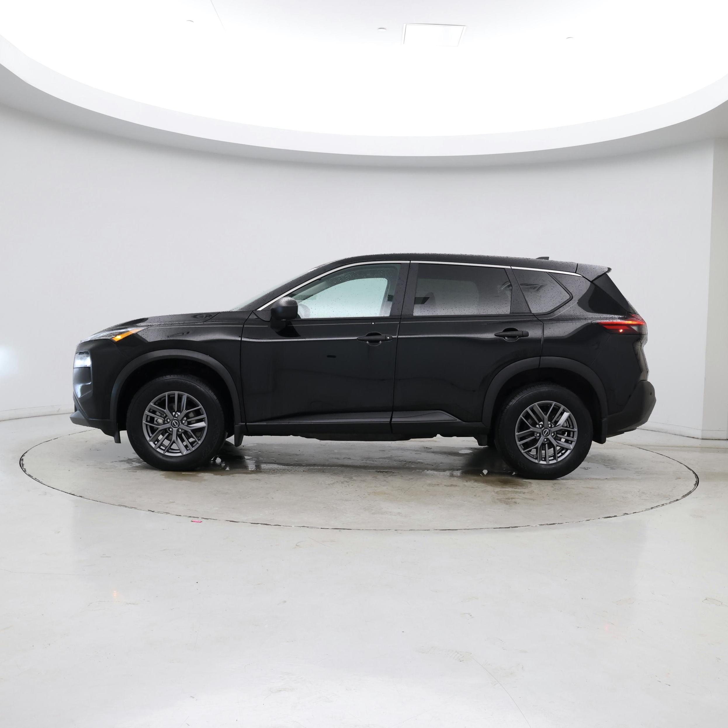 Thumbnail: 2023 Nissan Rogue - 3