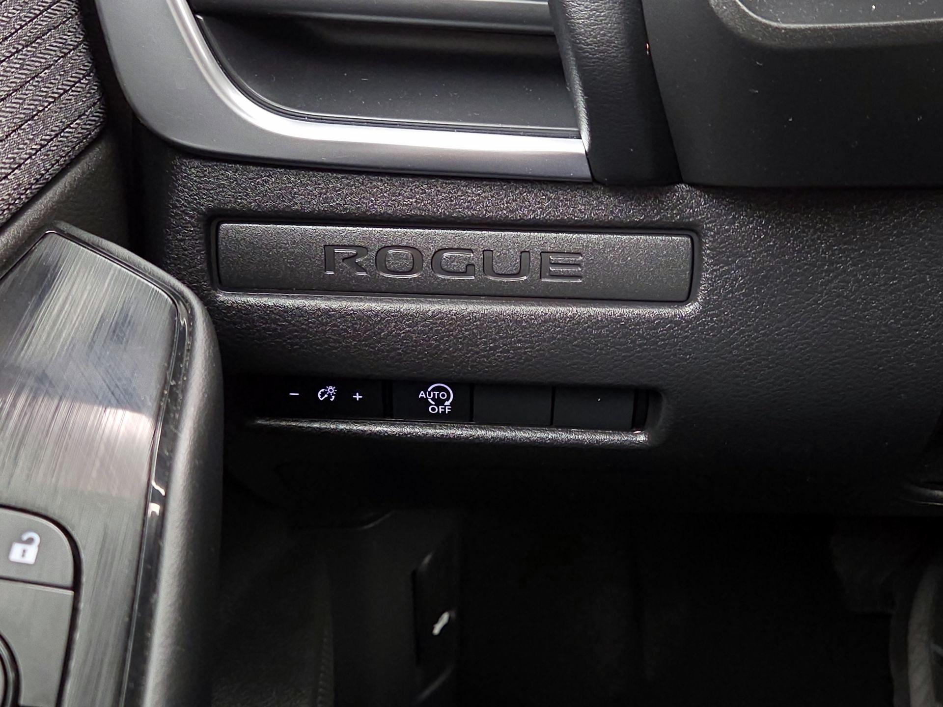 Thumbnail: 2023 Nissan Rogue - 13