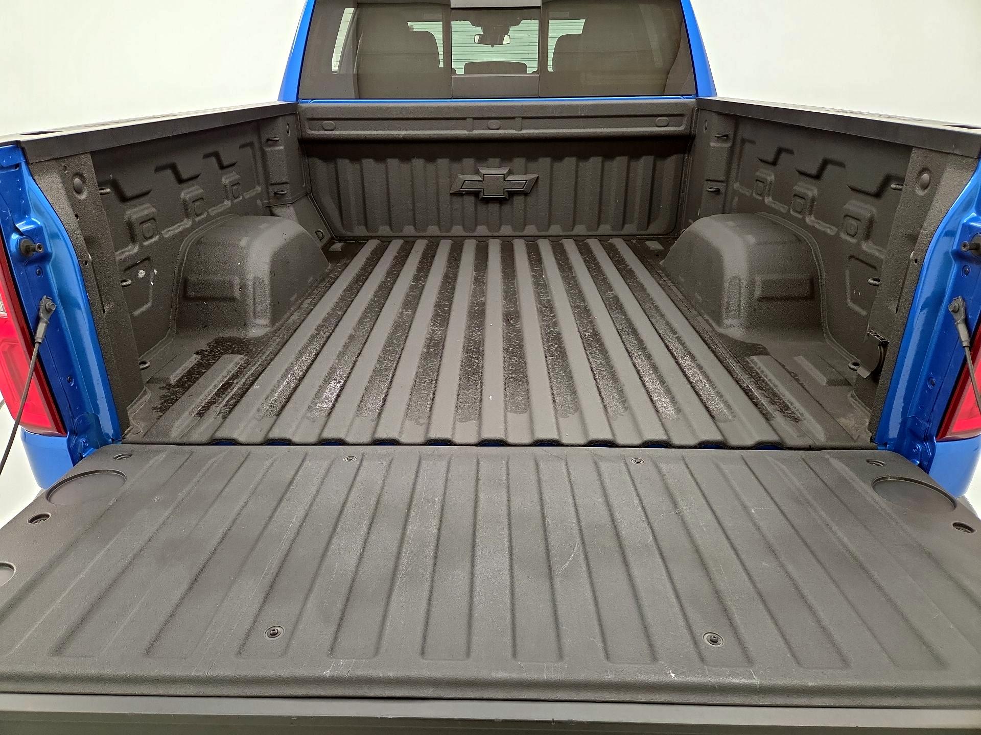 Thumbnail: 2023 Chevrolet Silverado 1500 - 20