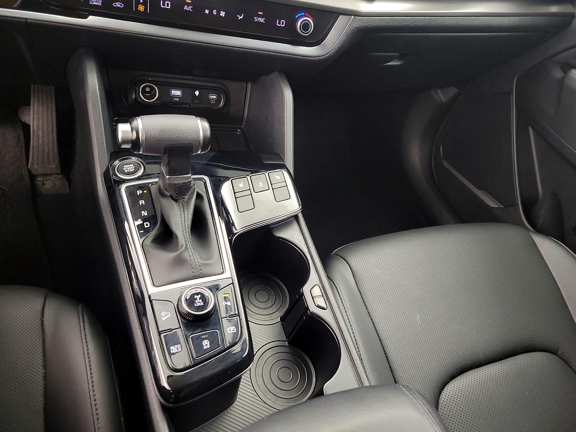 Thumbnail: 2023 Kia Sportage - 18