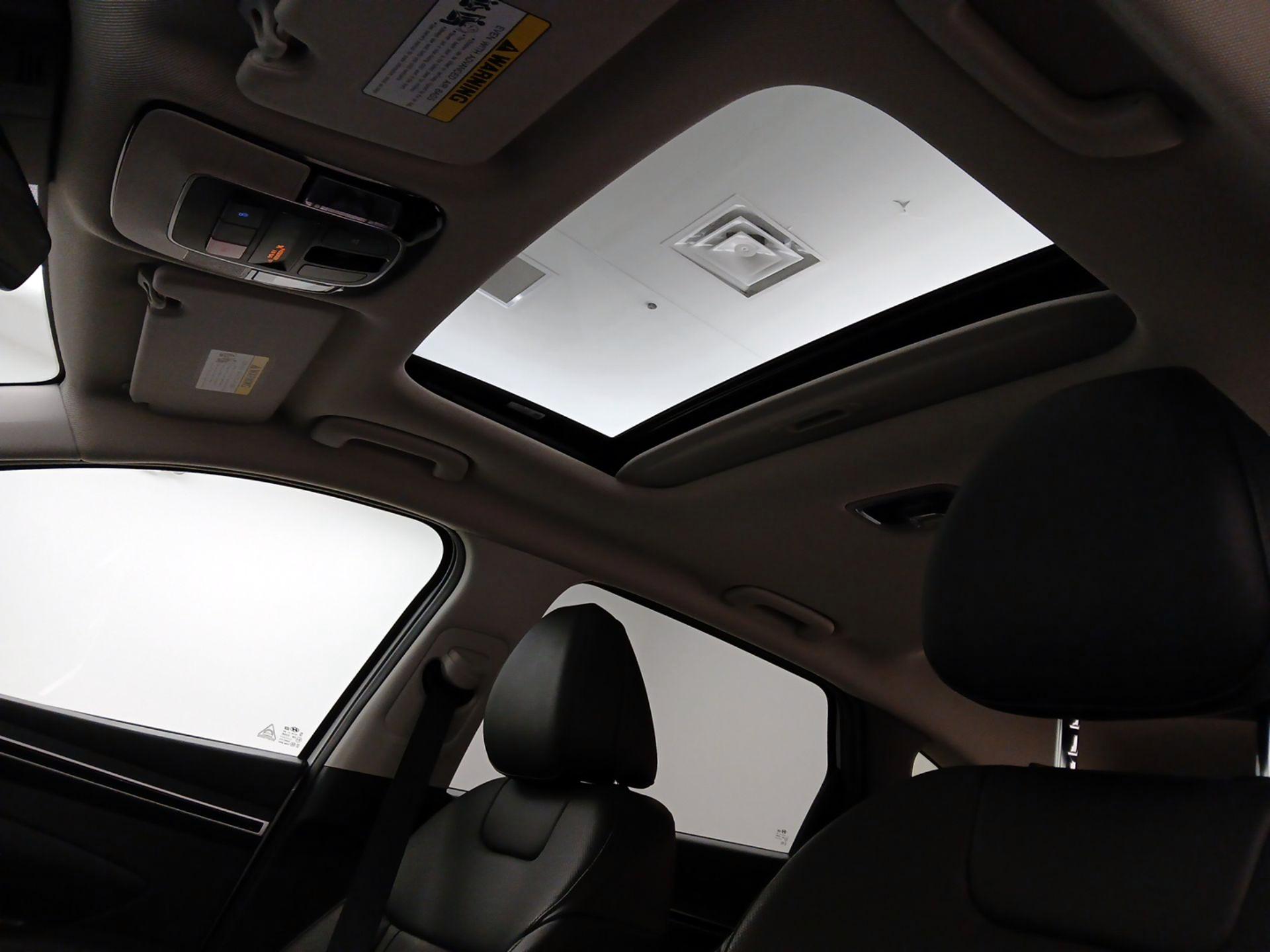 Thumbnail: 2023 Hyundai Tucson - 19
