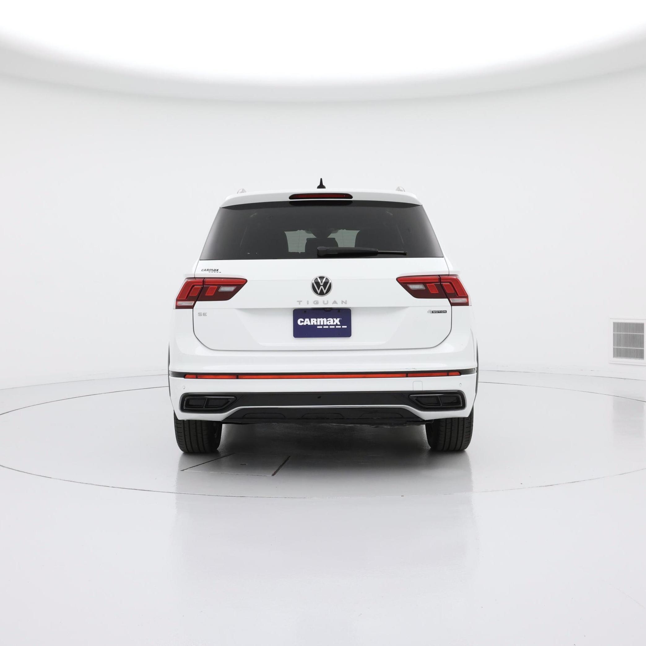 Thumbnail: 2022 Volkswagen Tiguan - 6