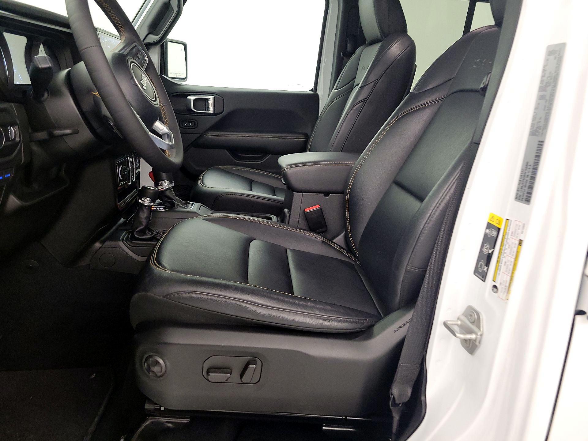 Thumbnail: 2024 Jeep Wrangler - 11