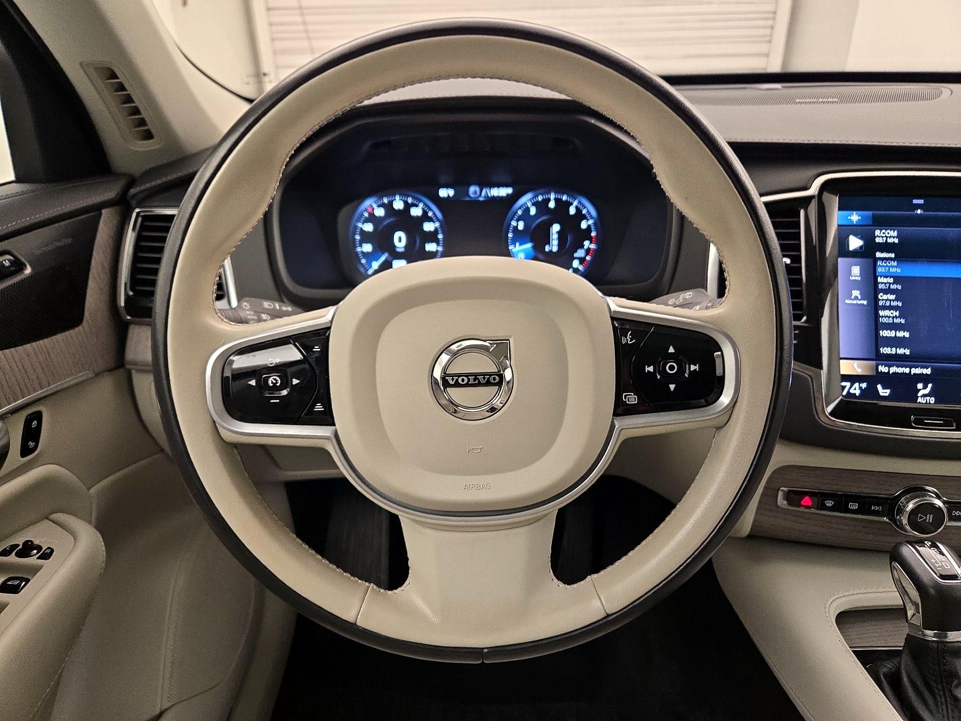 Thumbnail: 2021 Volvo XC90 - 10