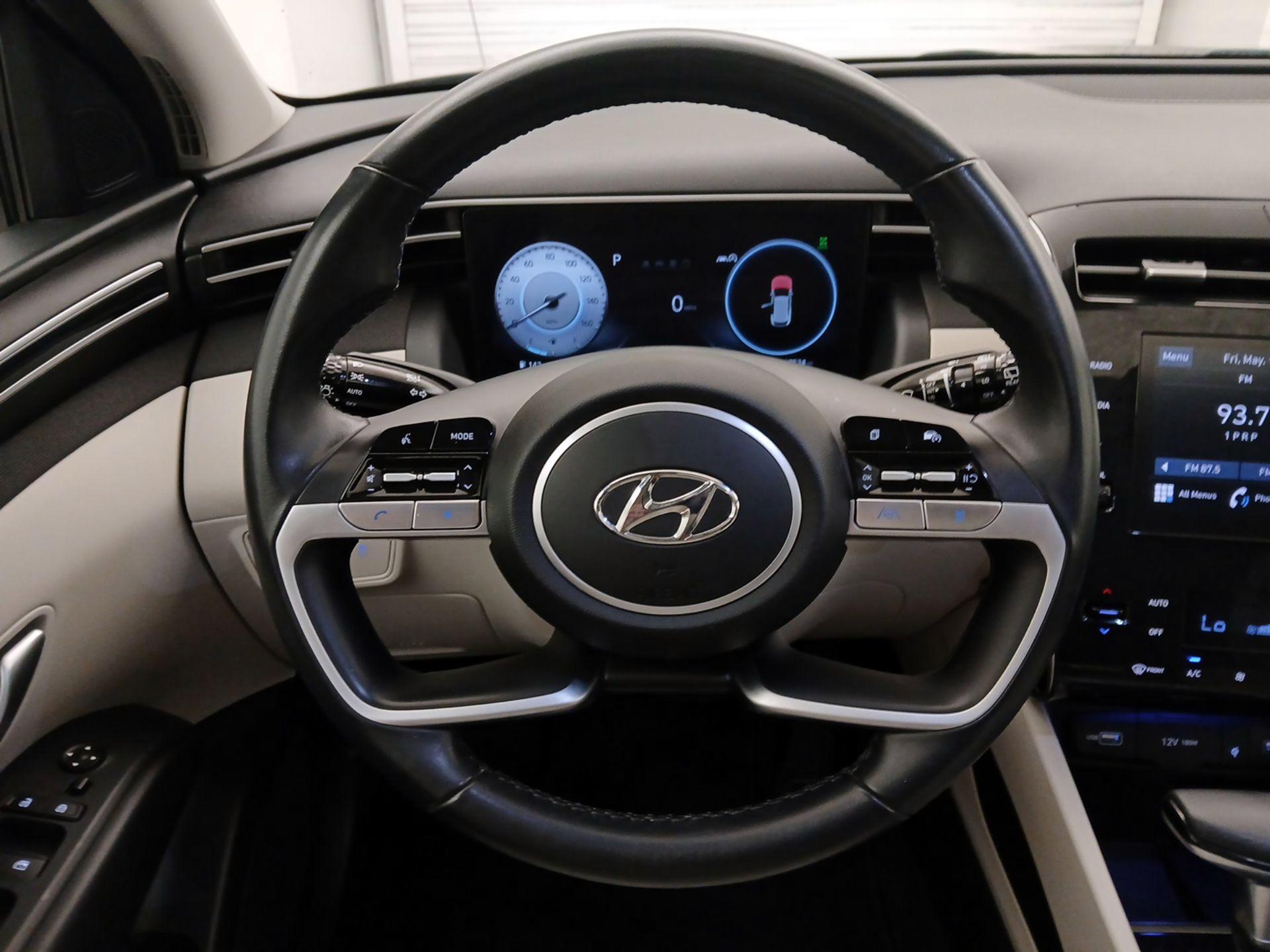Thumbnail: 2023 Hyundai Tucson - 10