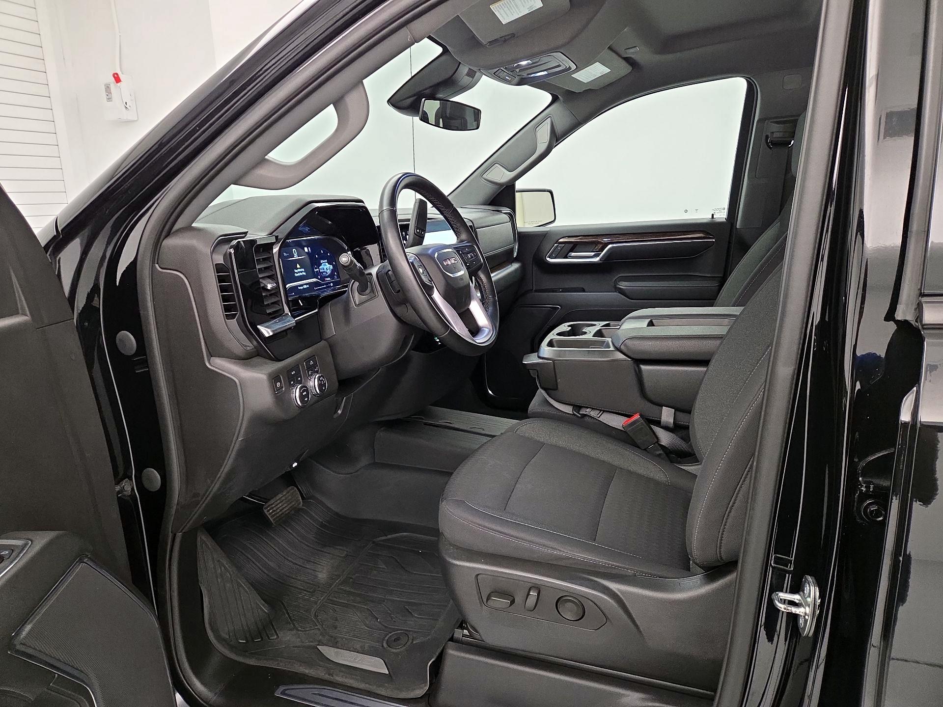 Thumbnail: 2023 GMC Sierra 1500 - 11