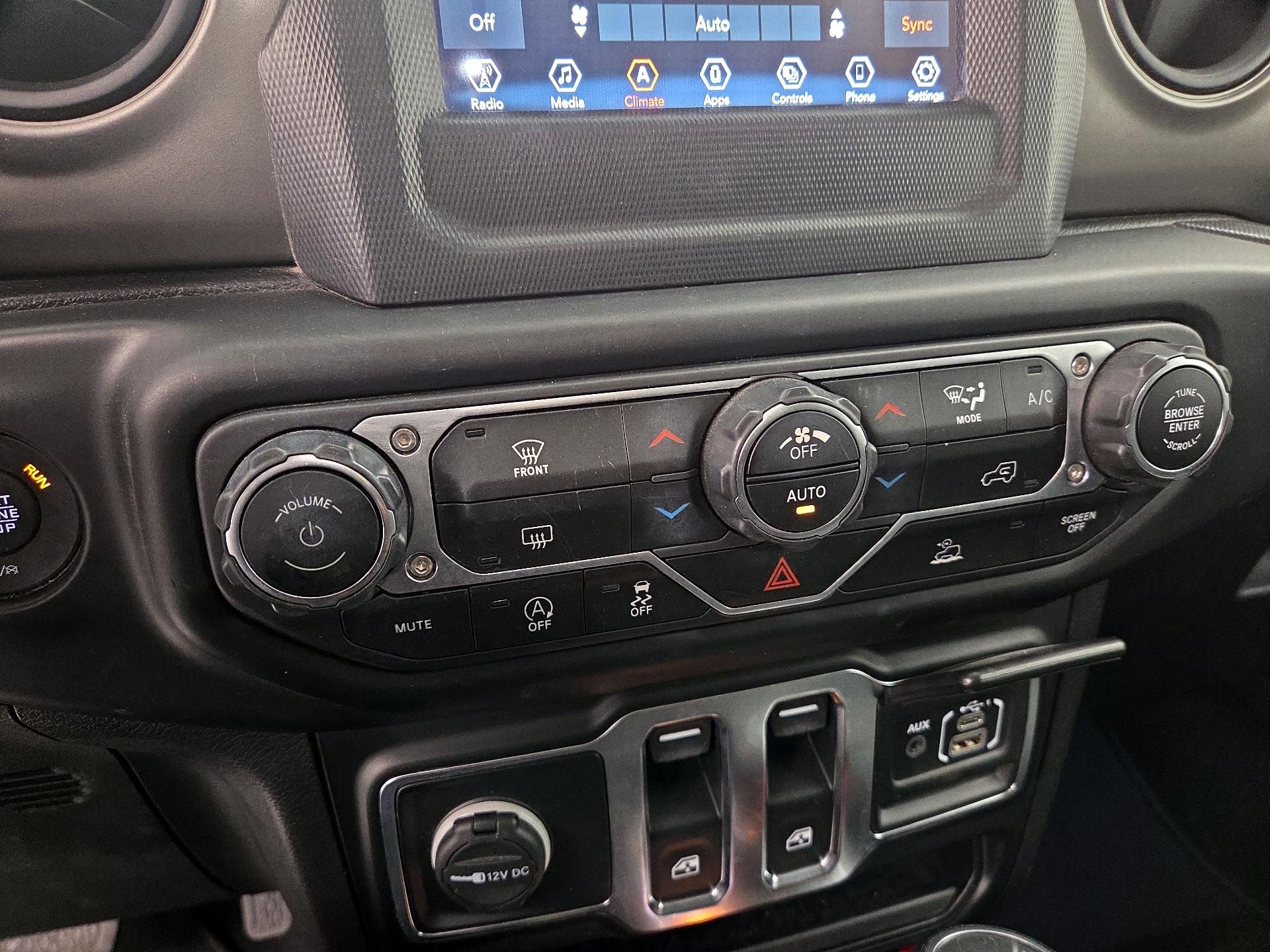 Thumbnail: 2021 Jeep Wrangler - 16