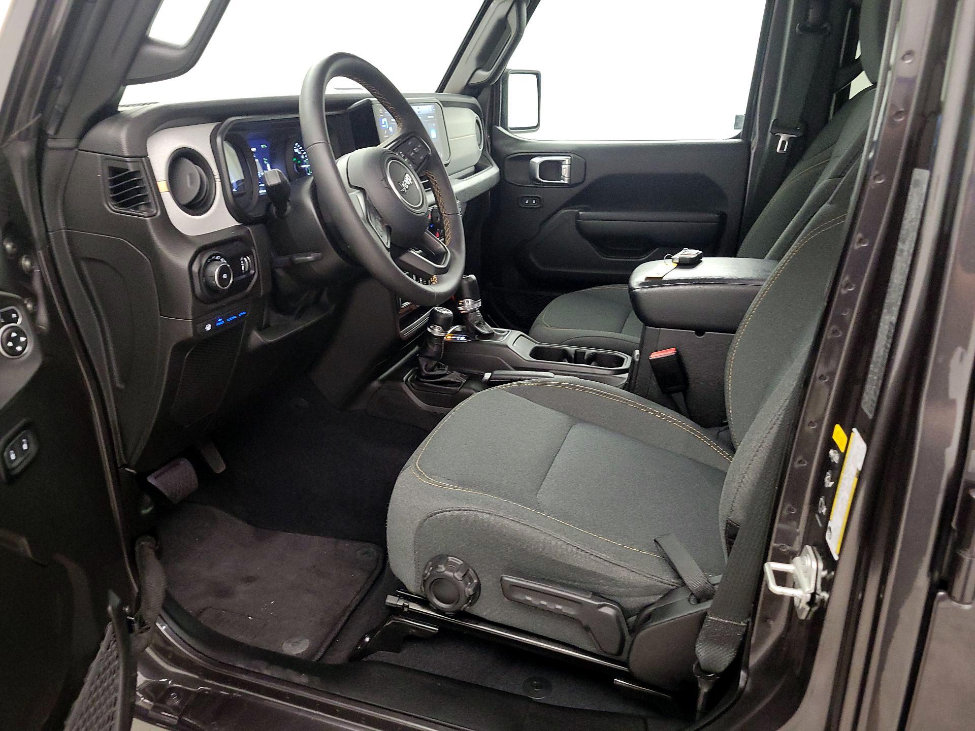 Thumbnail: 2024 Jeep Wrangler - 11