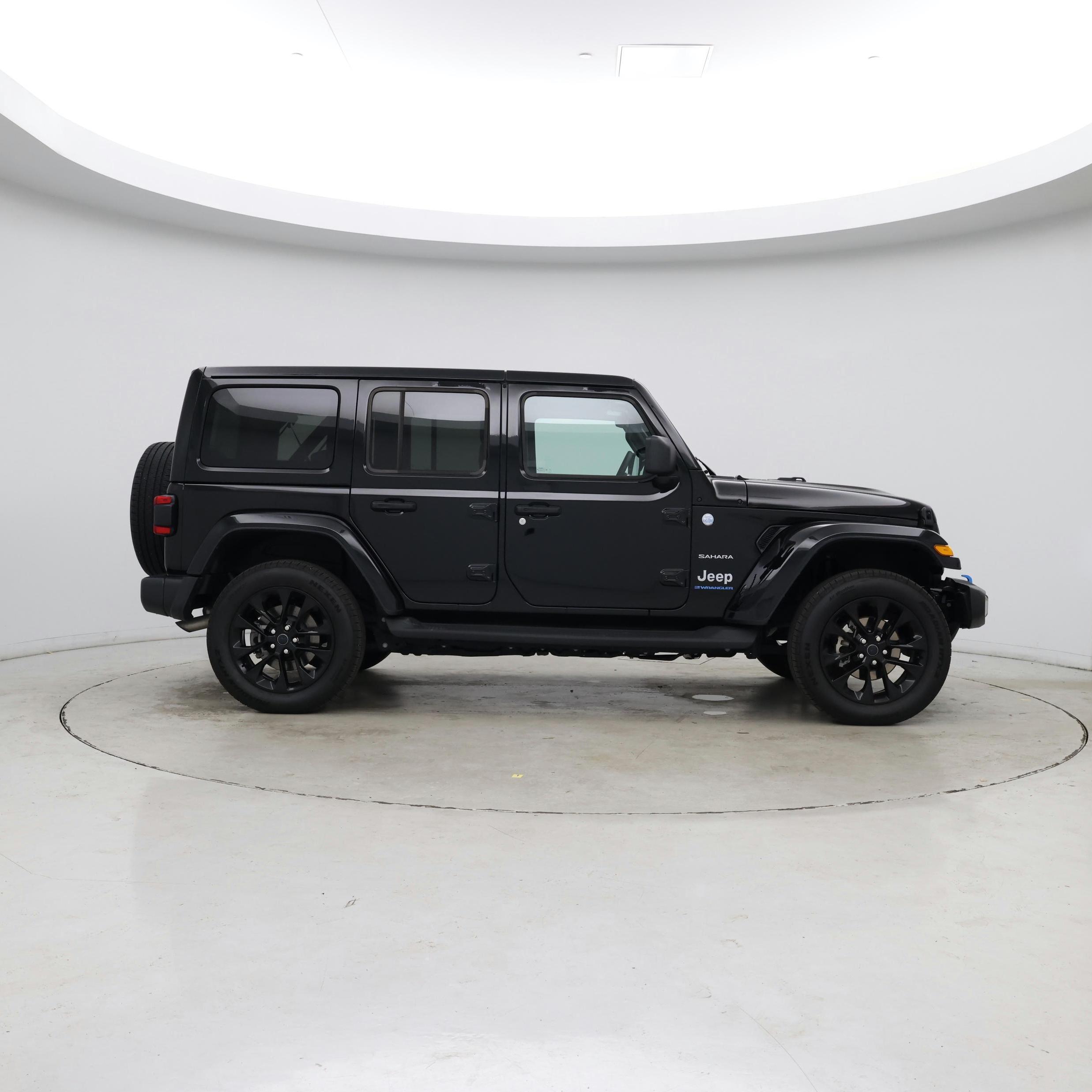 Thumbnail: 2024 Jeep Wrangler - 7