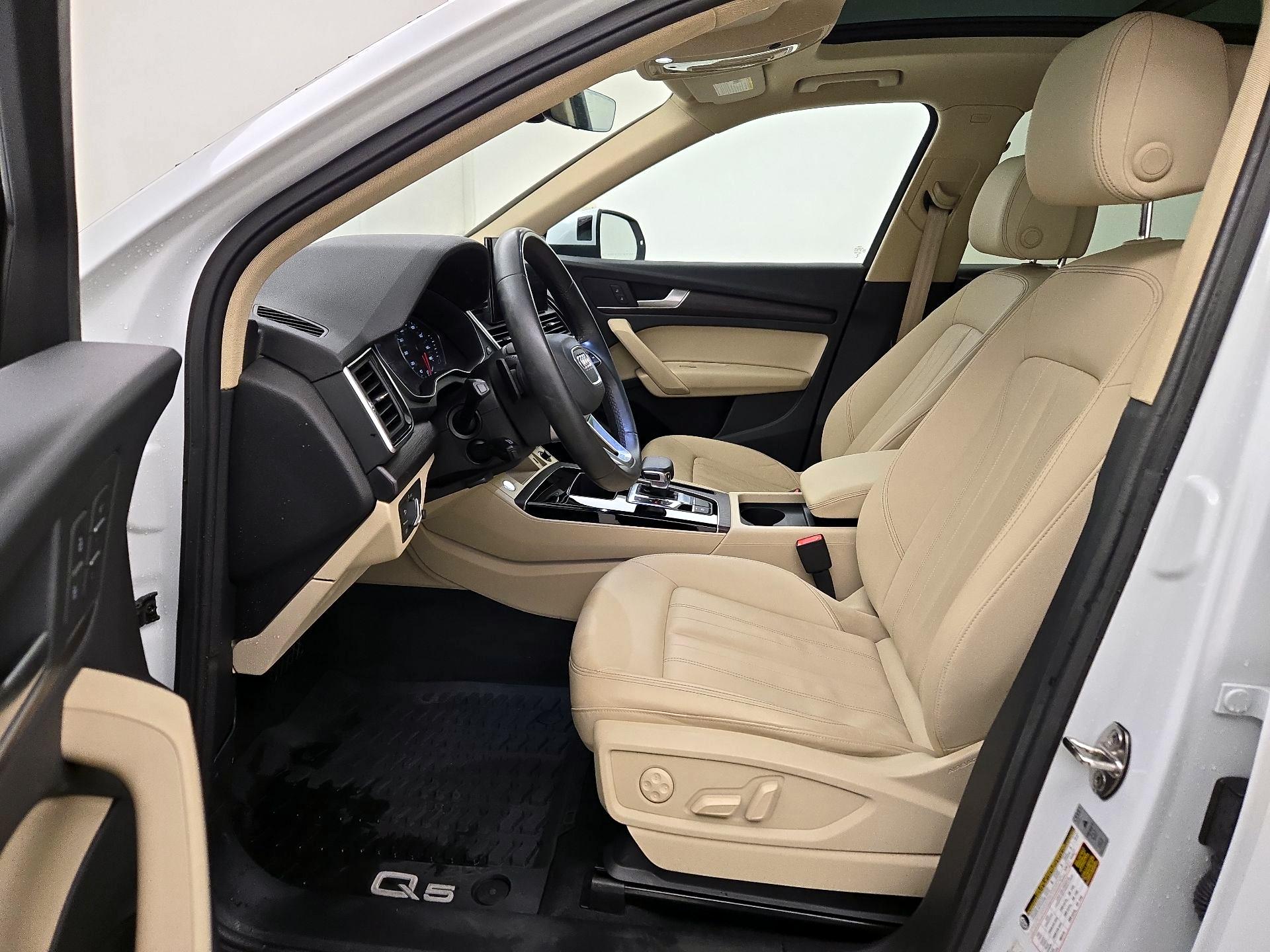 Thumbnail: 2024 Audi Q5 - 11