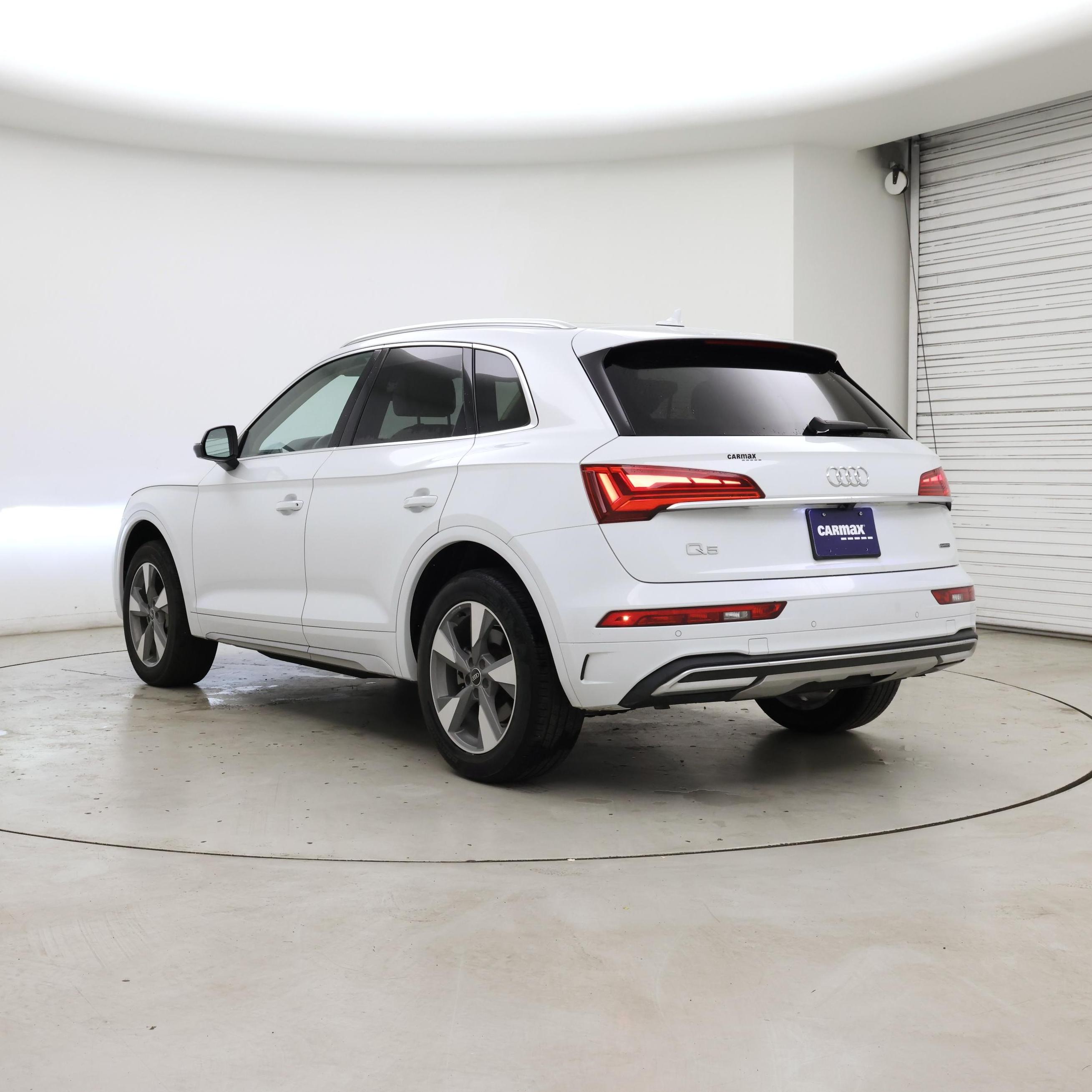 Thumbnail: 2024 Audi Q5 - 2