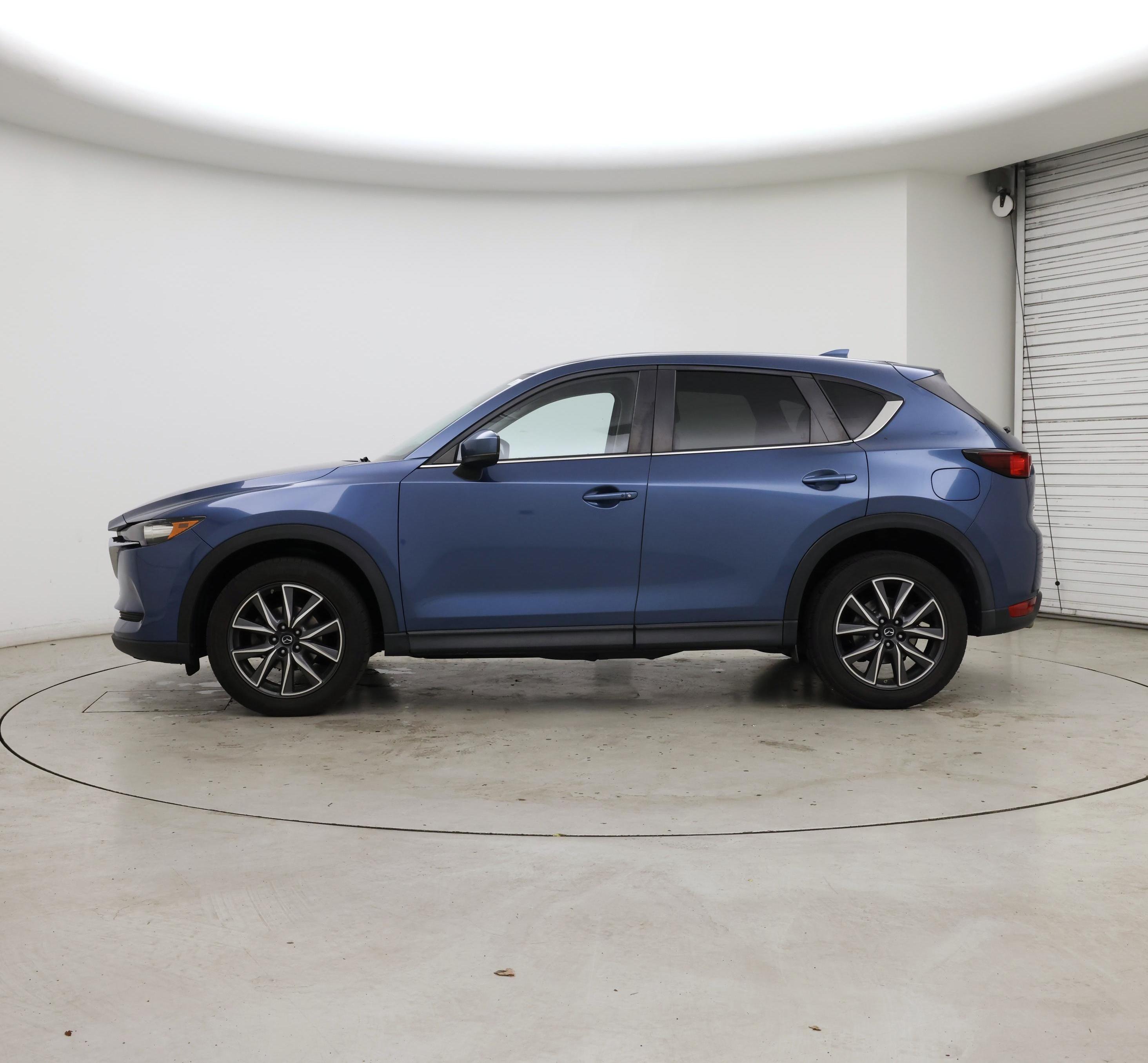 Thumbnail: 2018 Mazda CX-5 - 3
